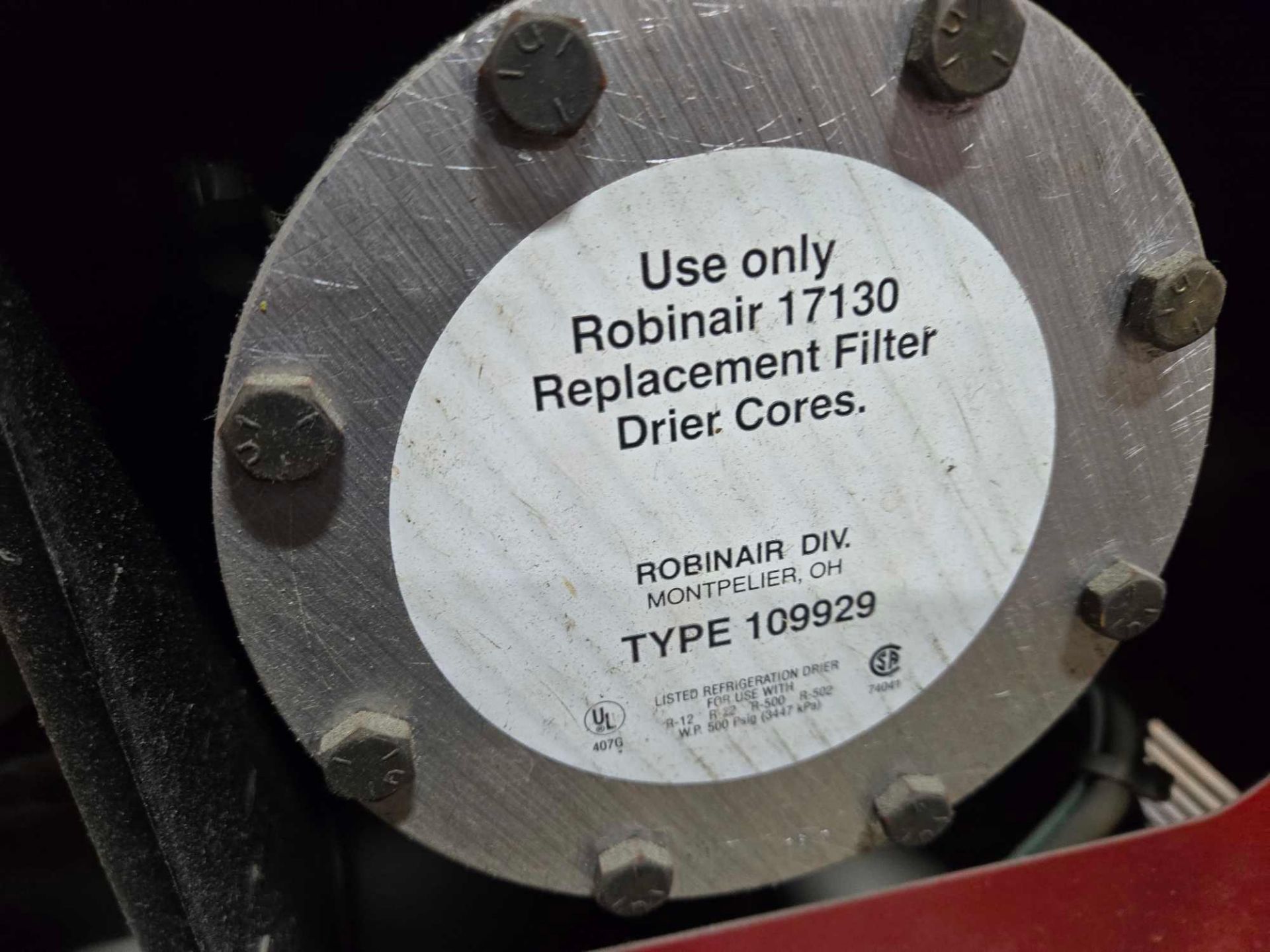 ROBINAIR 17500B REFRIGERANT RECOVERY AND RECYCLING STATION - Image 12 of 13