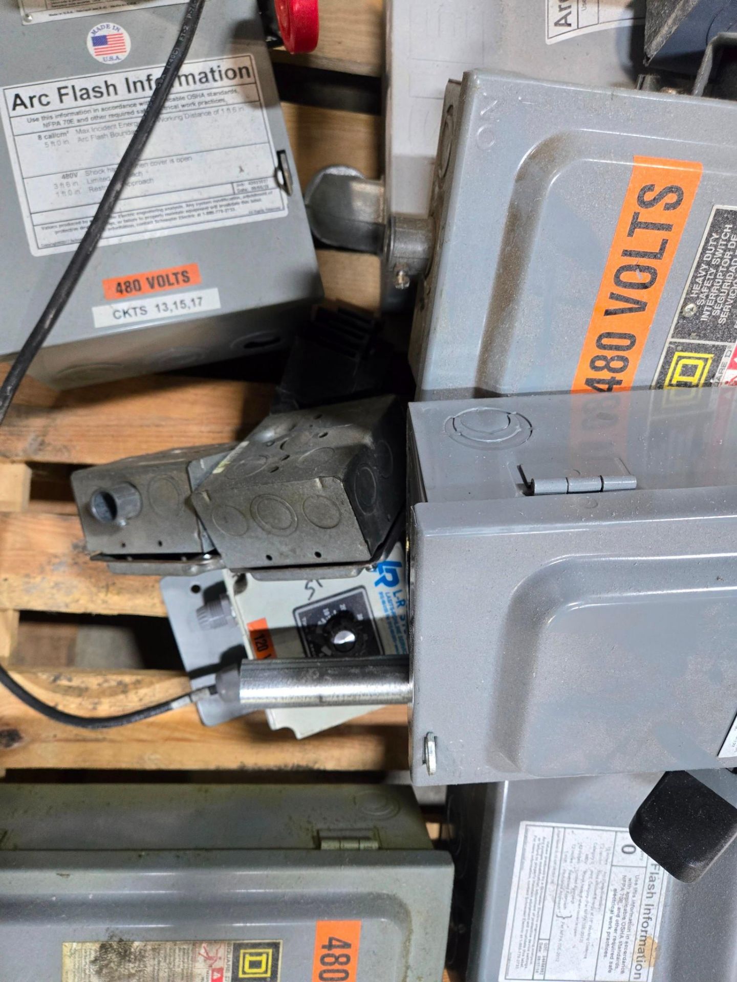 SKID OF ELECTRICAL EQUIPMENT, (8) ASSORTED BREAKER BOXES - Image 5 of 10