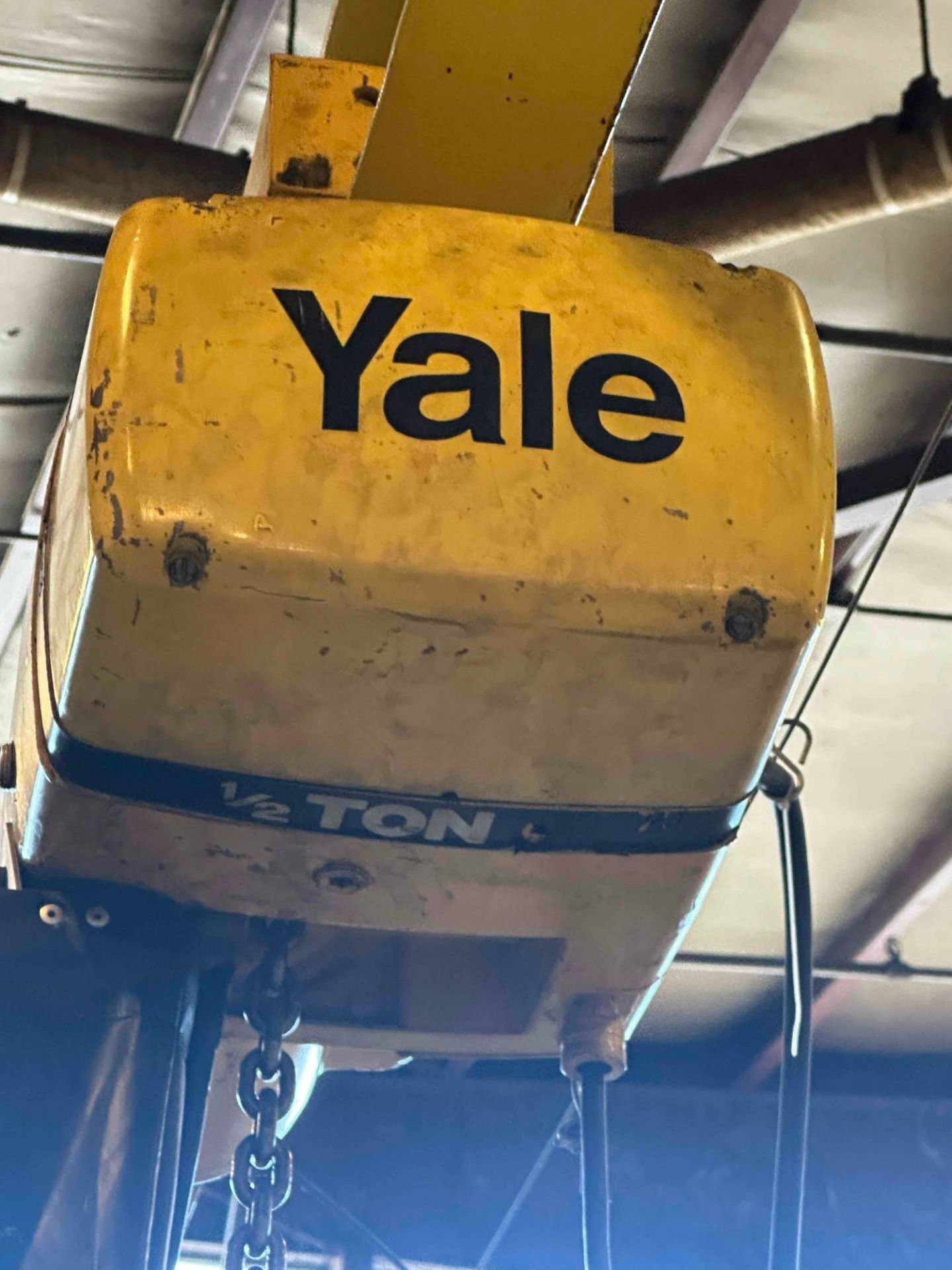 HS HANDLING SYSYEMS 1/2 TON JIB CRANE W/YALE MOTOR - Image 8 of 8