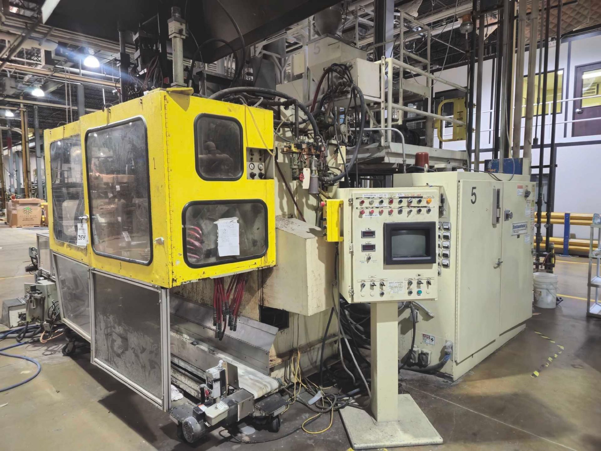 BATTENFELD FISCHER MOLDEL FHB106-2 4 HEAD PARISON 80MM EXTRUDER 24:1 L/D DUAL CLAMP MOLD HOLD BLOW M - Image 4 of 30