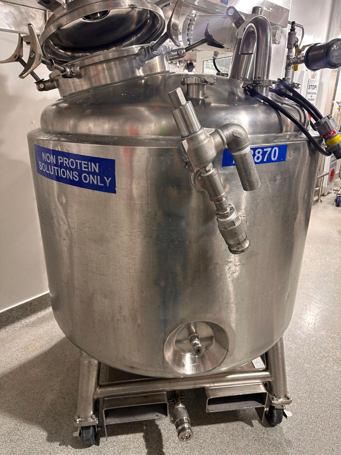 PRECISION STAINLESS REACTOR 870 LITER 316L SS - Image 3 of 12