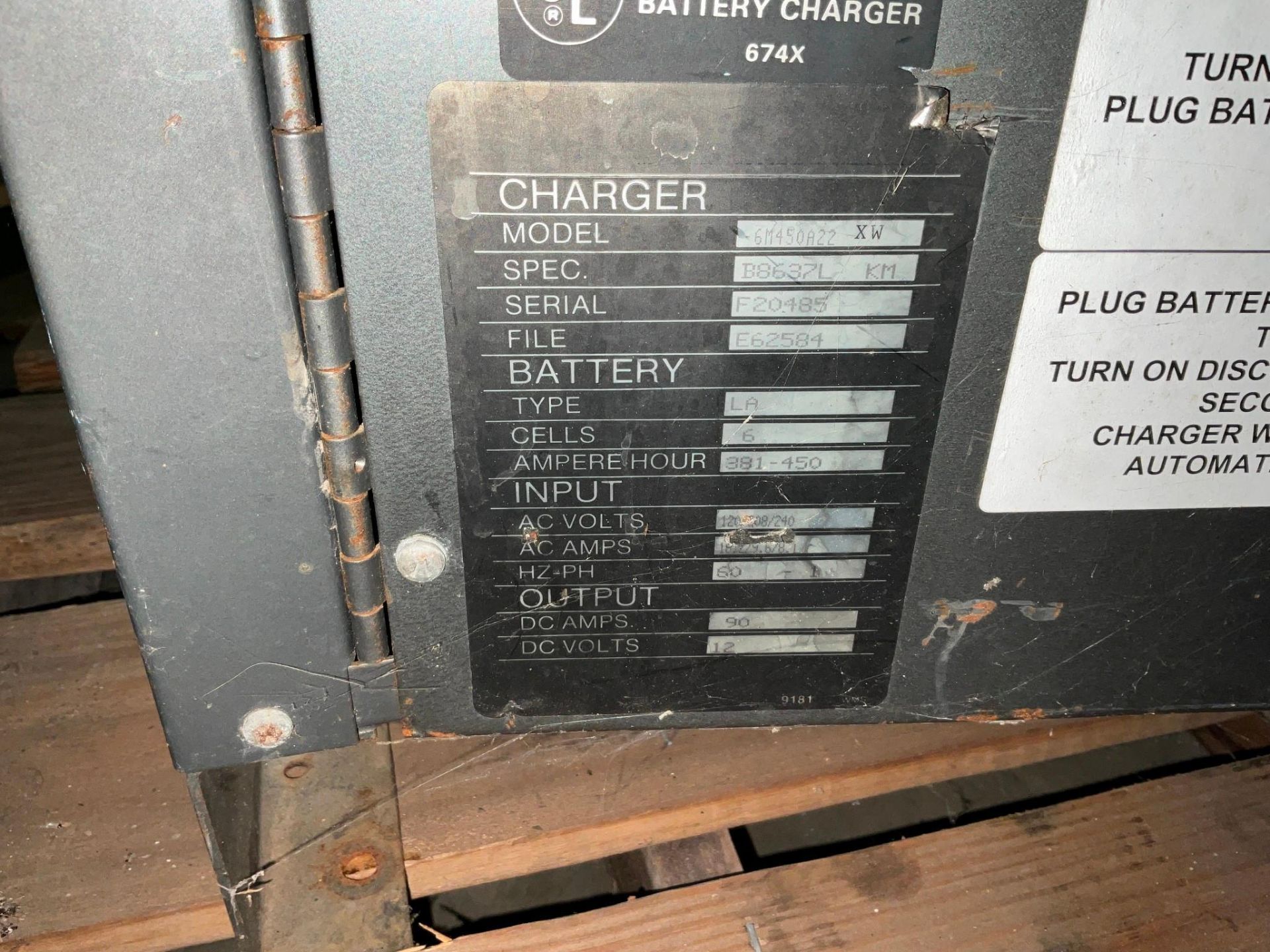 PILOT 6M450A22 XW 12V BATTERY CHARGER - Image 3 of 3