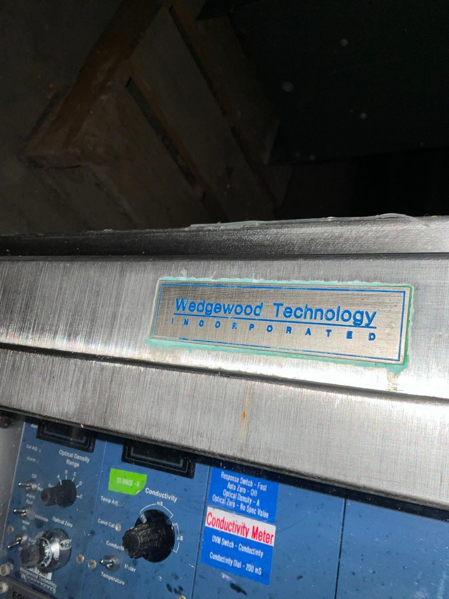 3 WEDGEWOOD TECHNOLOGY OPERATING CONTROL CABINETS INCLUDING MAGNETIC FLOW DETECTOR - Bild 9 aus 9
