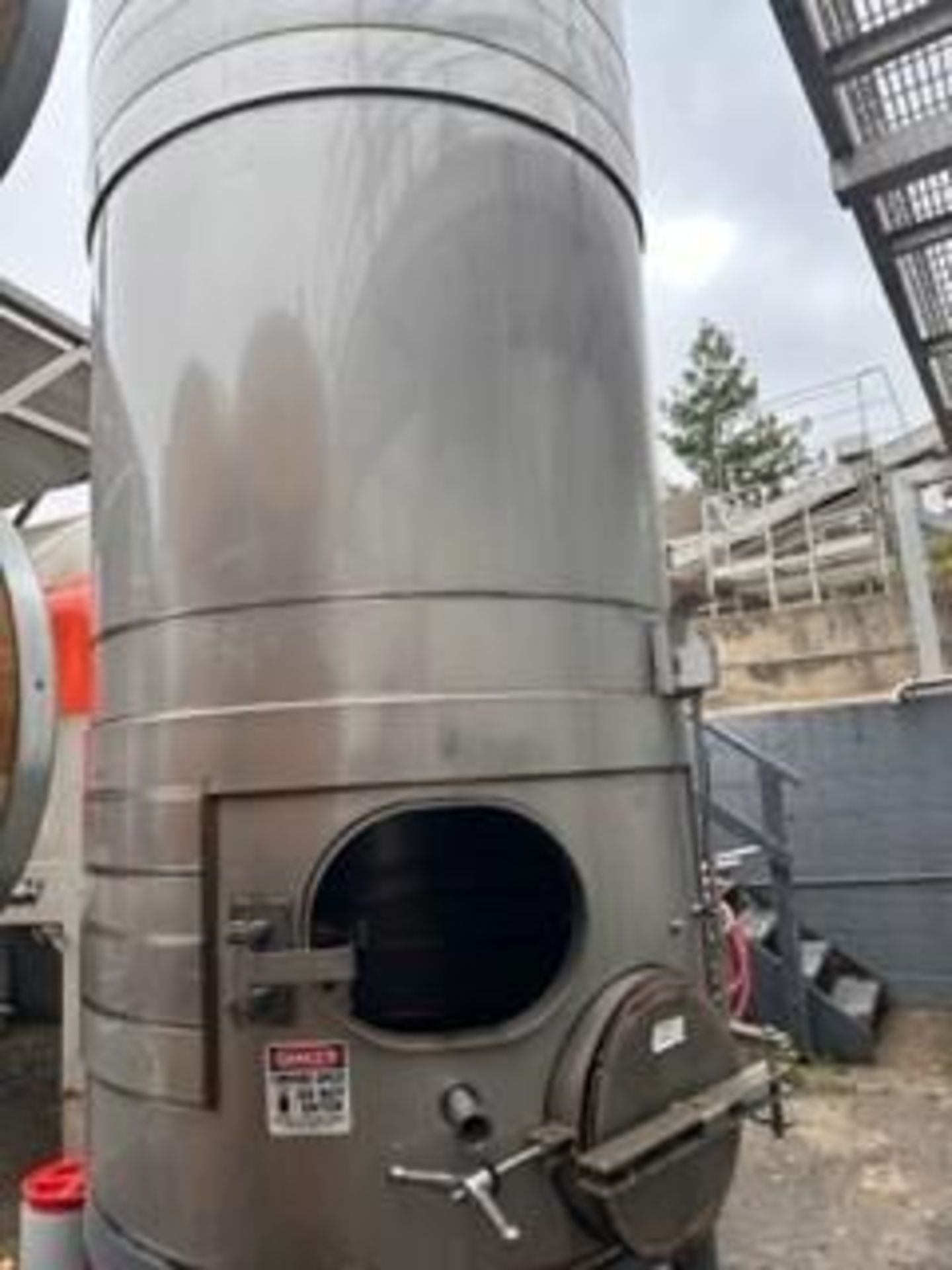1,485 GALLON STAINLESS TANK - Image 4 of 6