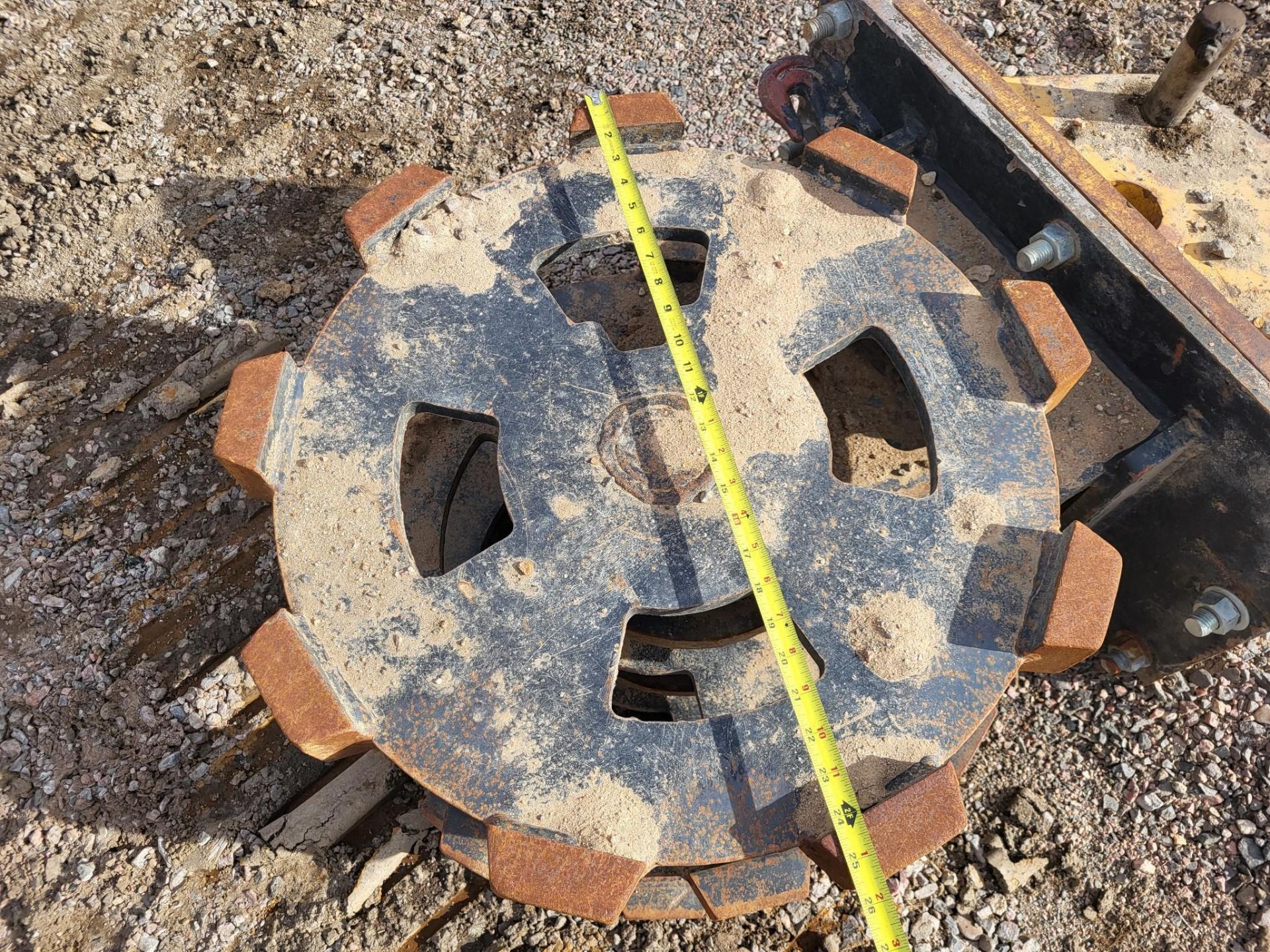 24" ACTION SHEEPSFOOT COMPACTOR WHEEL - Image 6 of 7