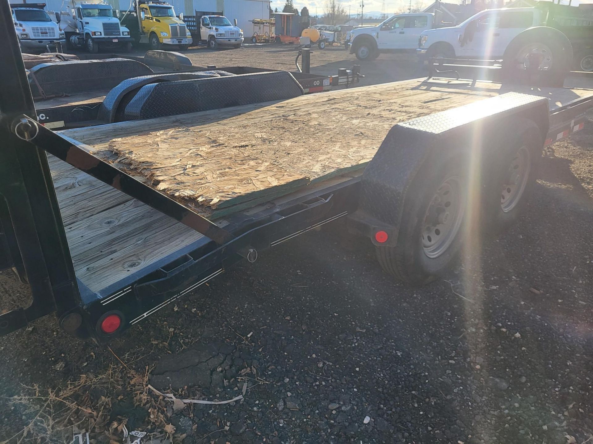 2007 PJ TANDEM AXLE TRAILER - Image 9 of 15