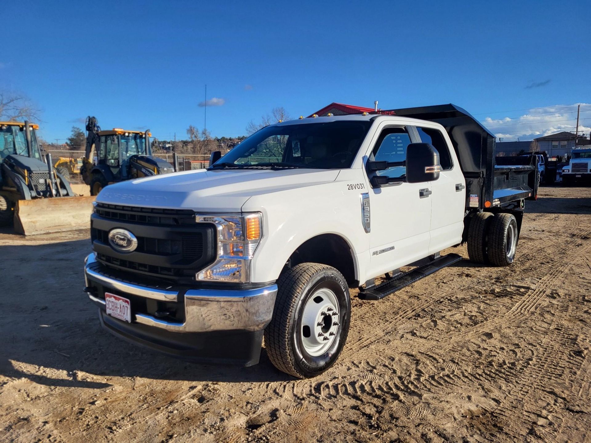 2021 FORD F350 CREW CAB DUALLY DIESEL FLATBED DUMP TRUCK 19,500 MILES!