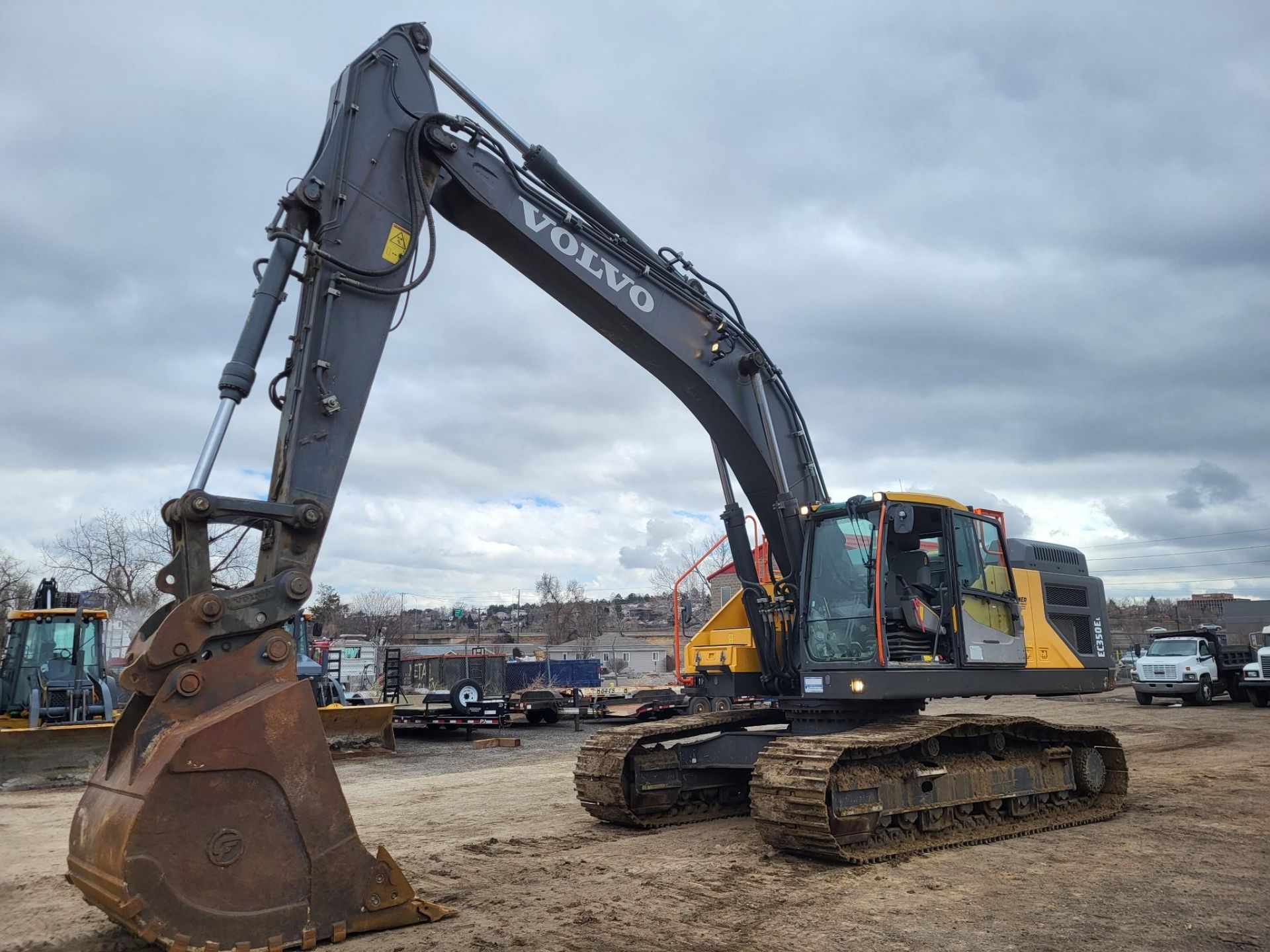 2019 VOLVO EC350D EXCAVATOR (3546 HOURS)