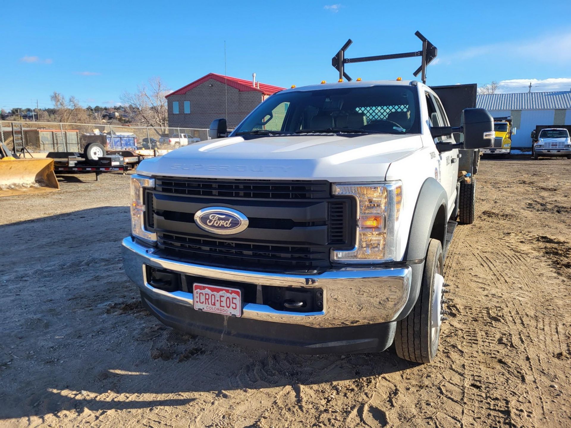2019 FORD F550 CREW CAB DIESEL DUALLY DUMP TRUCK 31,872 MILES - Image 2 of 34