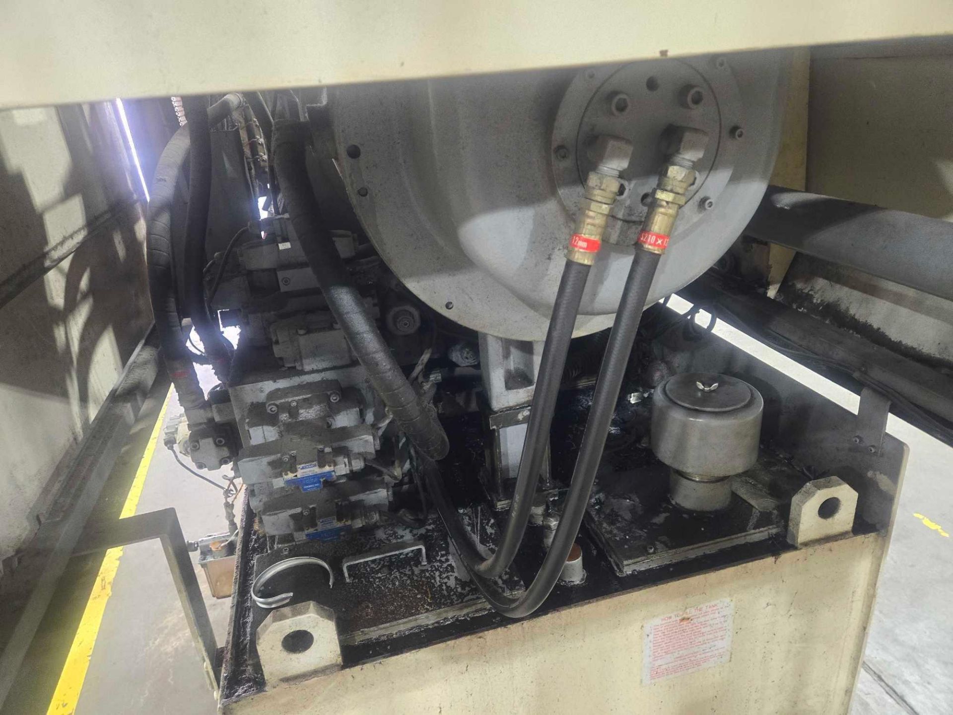 NISSEI PLASTIC FN5000 INJECTION MOLDING MACHINE - Image 13 of 14