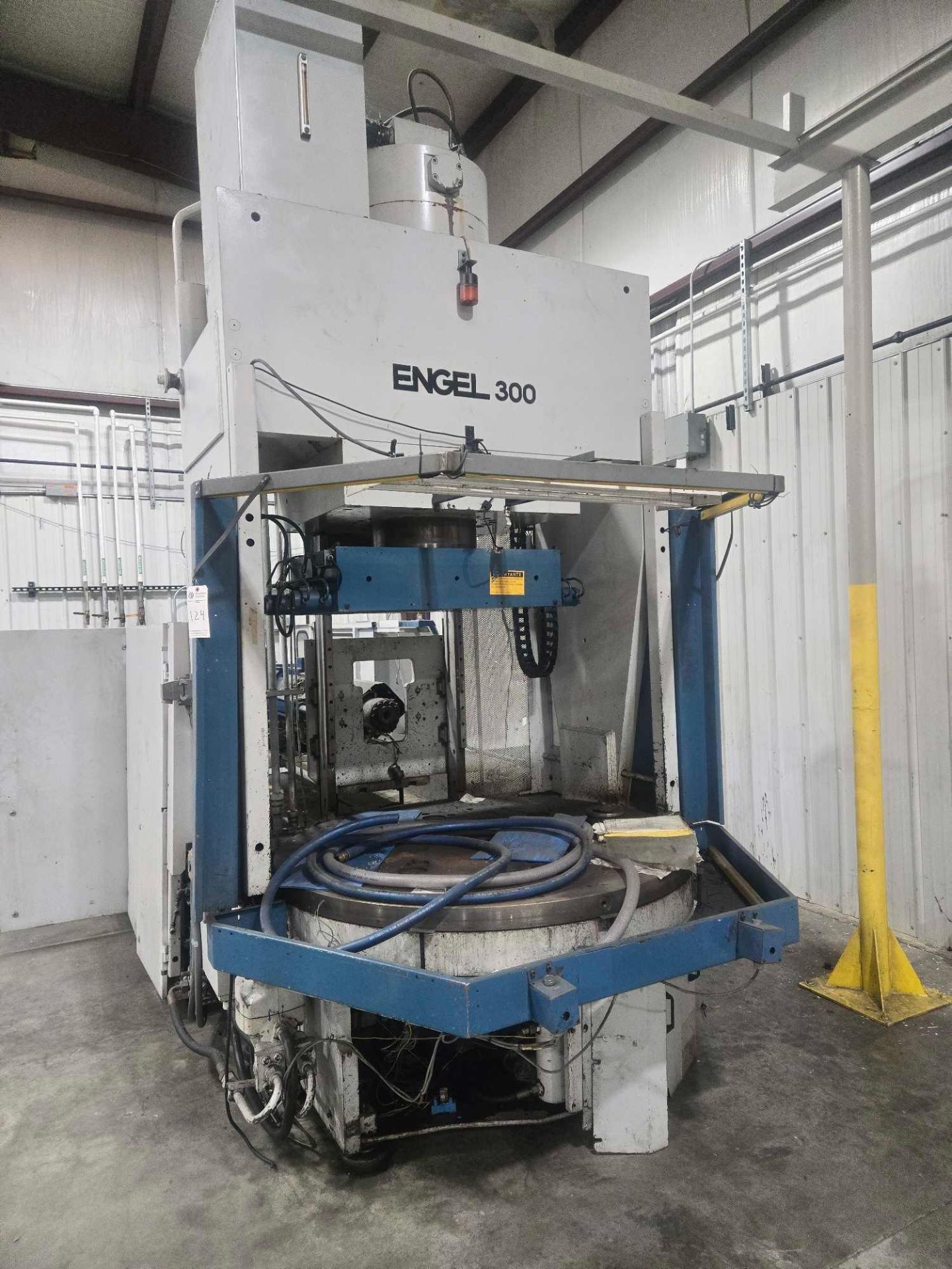 ENGEL-A02 300 ES085 TIE BAR-LESS VERTICAL INJECTION MOLDING MACHINE - Image 22 of 22