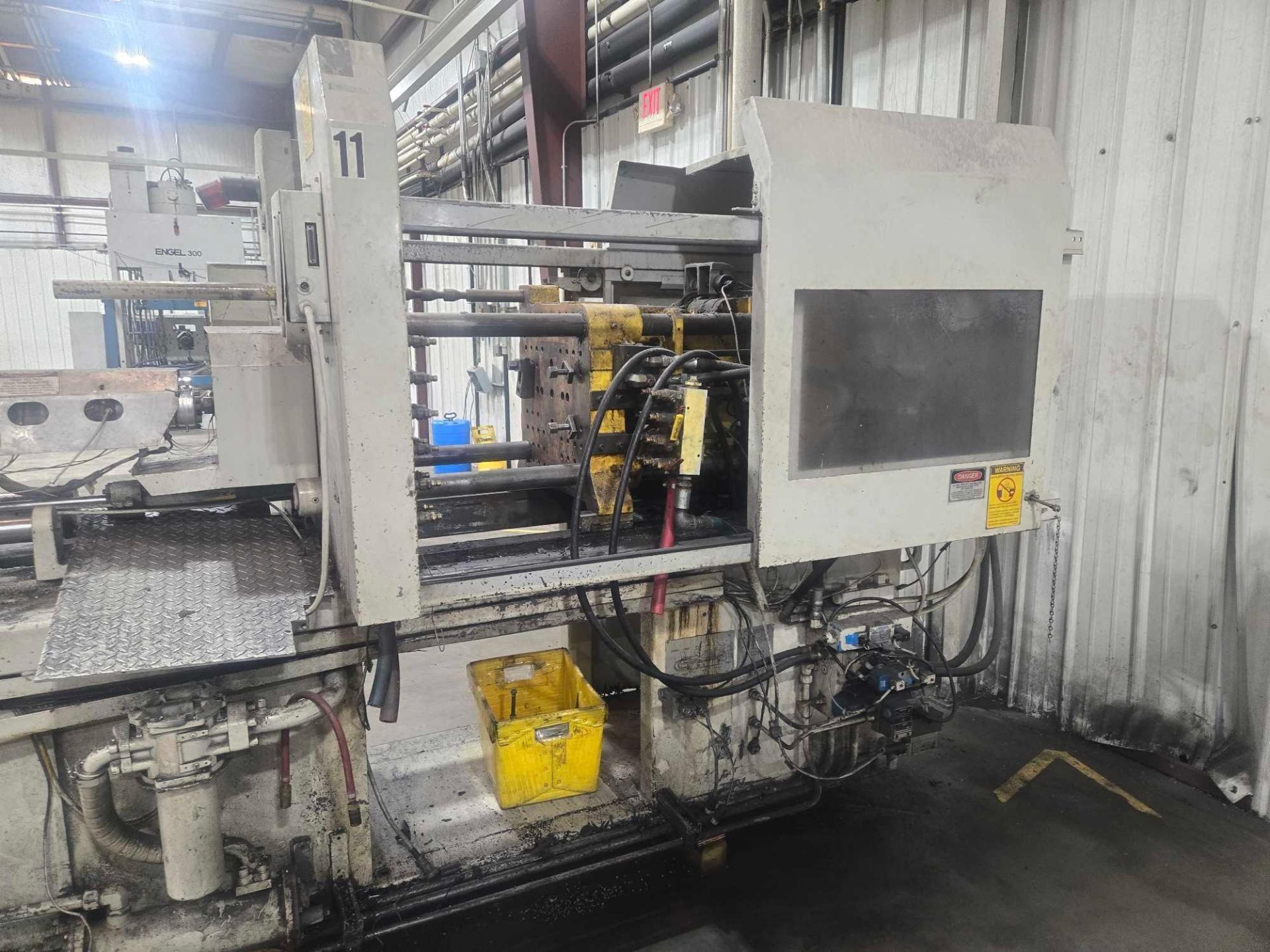 VAN DORN 85-RS-5F-HT INJECTION MOLDING MACHINE - Image 10 of 15