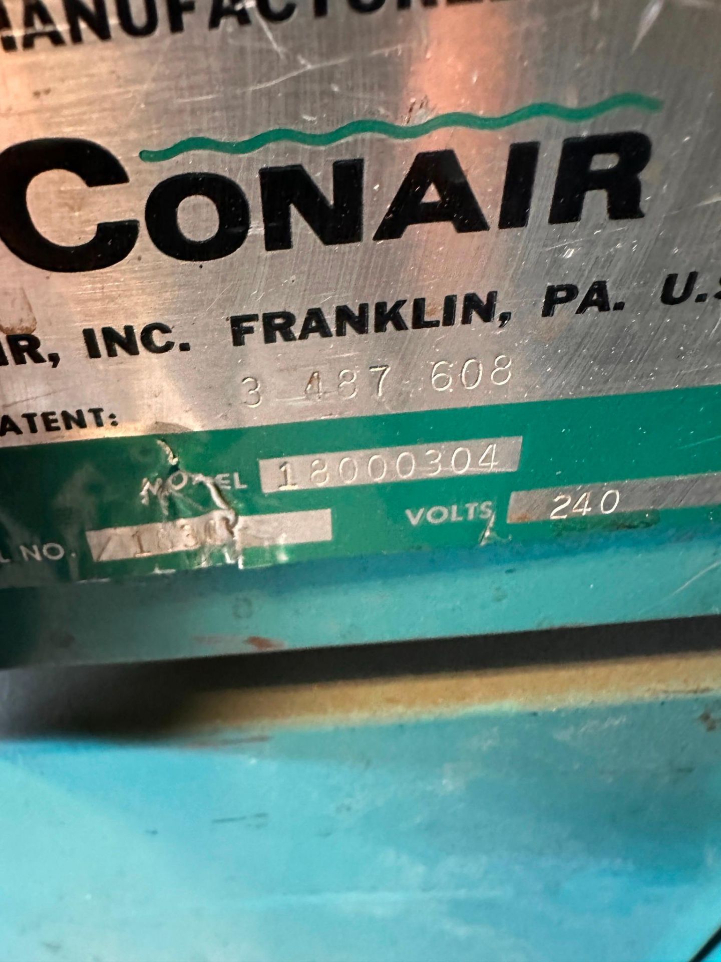 CONAIR. MODEL 18000304240 VOLT DES DRYER - Image 3 of 3