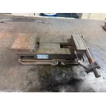 KURT D675 MACHINE VISE 6"