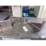 LOT OF ANGLE PLATES