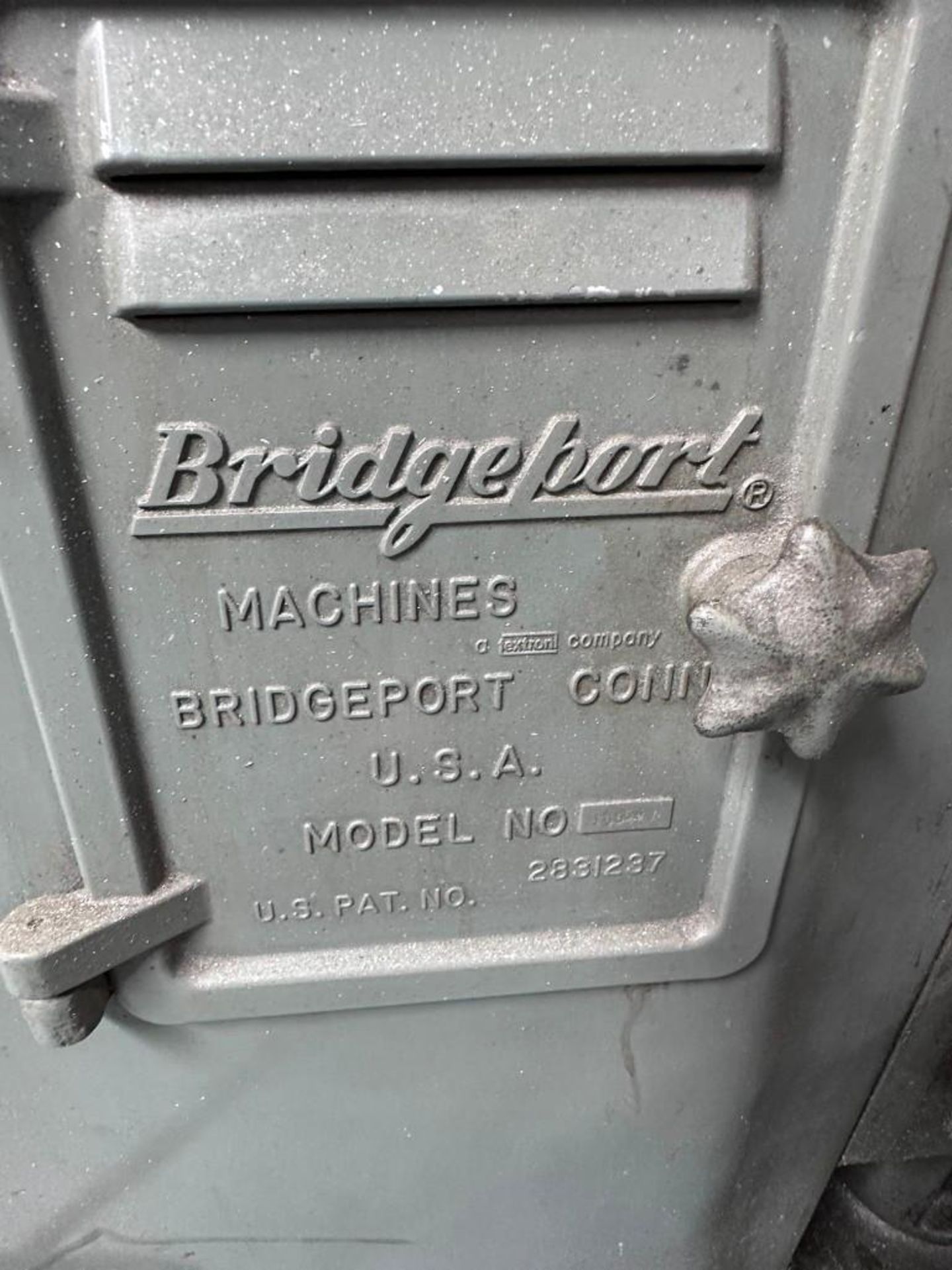 BRIDGEPORT VERTICAL KNEE MILL WITH ACU RITE DRO - Image 6 of 8