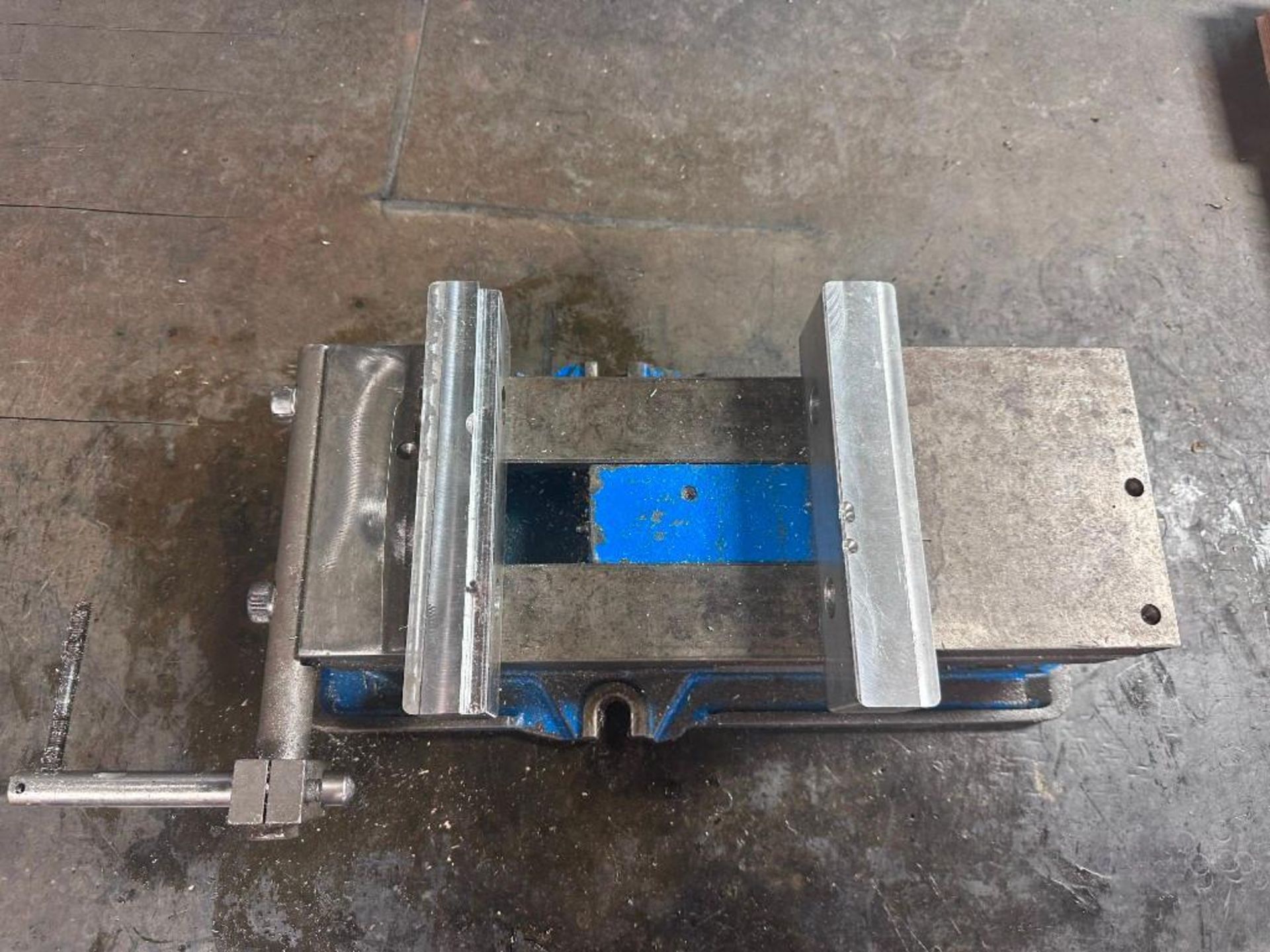 KURT D675 MACHINE VISE 6" - Image 2 of 4