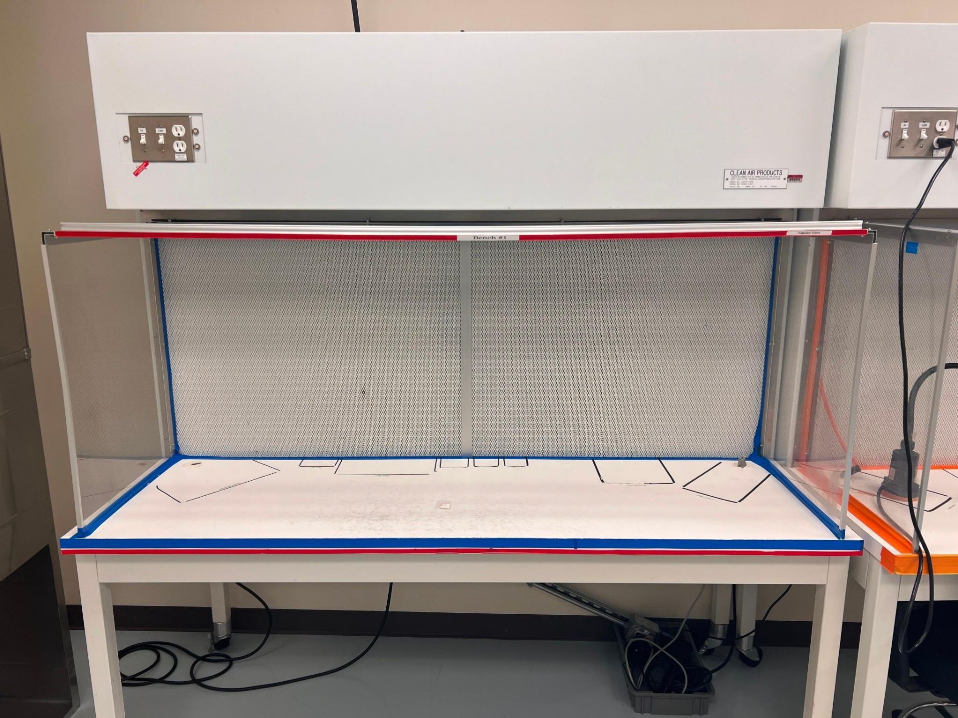 CLEAN AIR PRODUCTS CLEAN BENCHES MODEL CAP 201-630 - Image 3 of 9