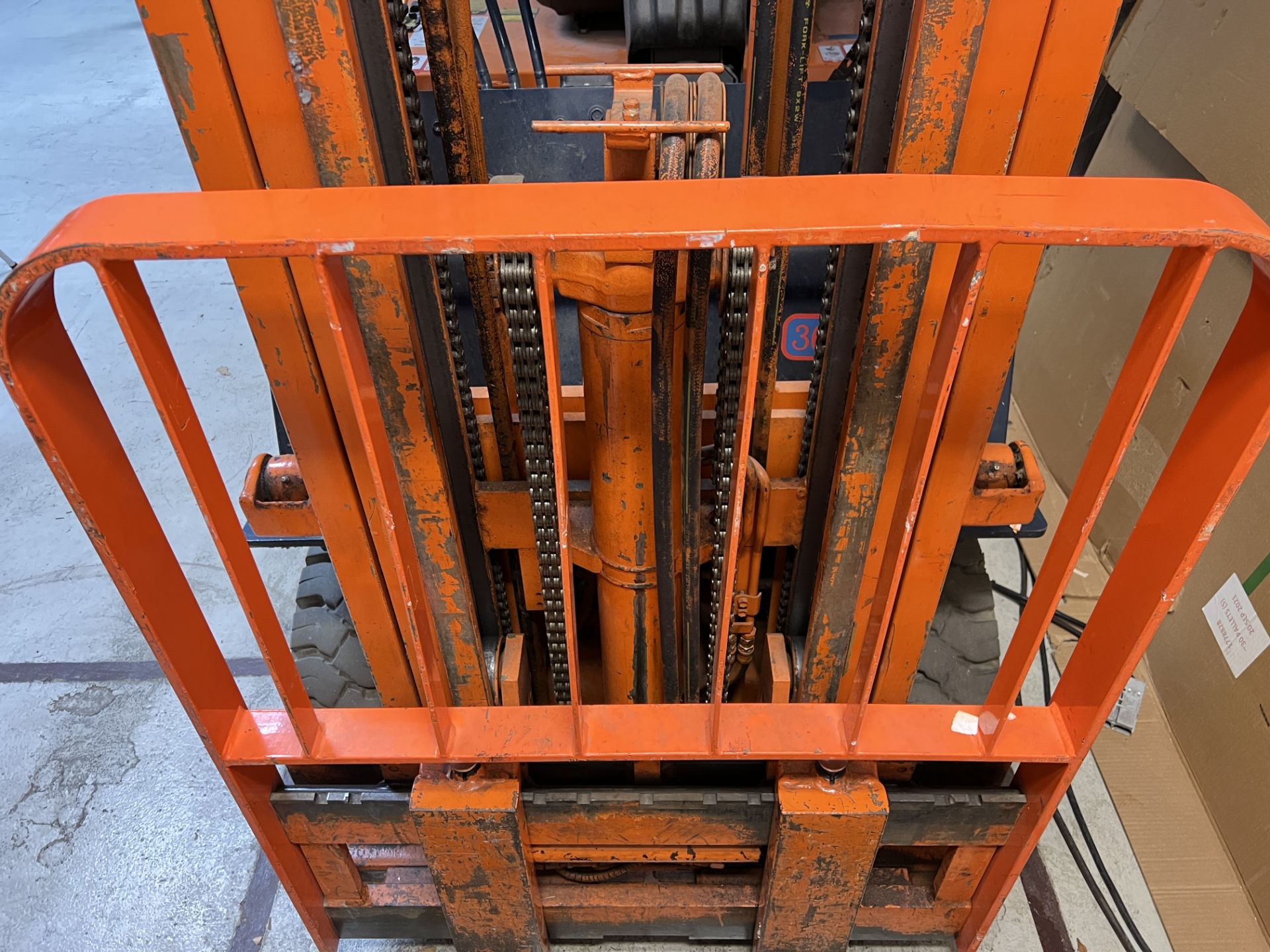 Electric Sit Down Forklift - Image 3 of 11