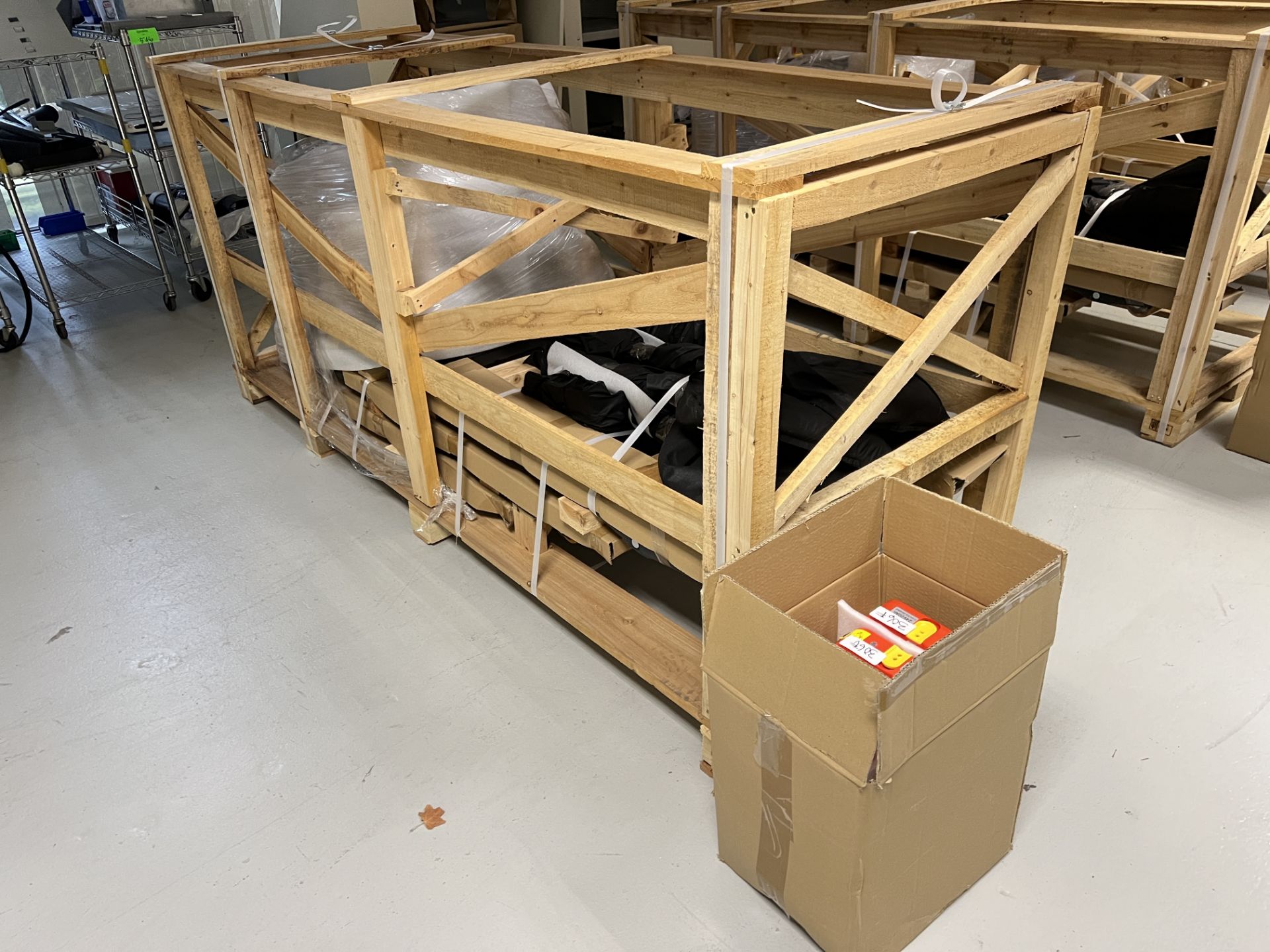 Electric Pallet Lift Trucks and Batteries, From LOT 306 to 306F