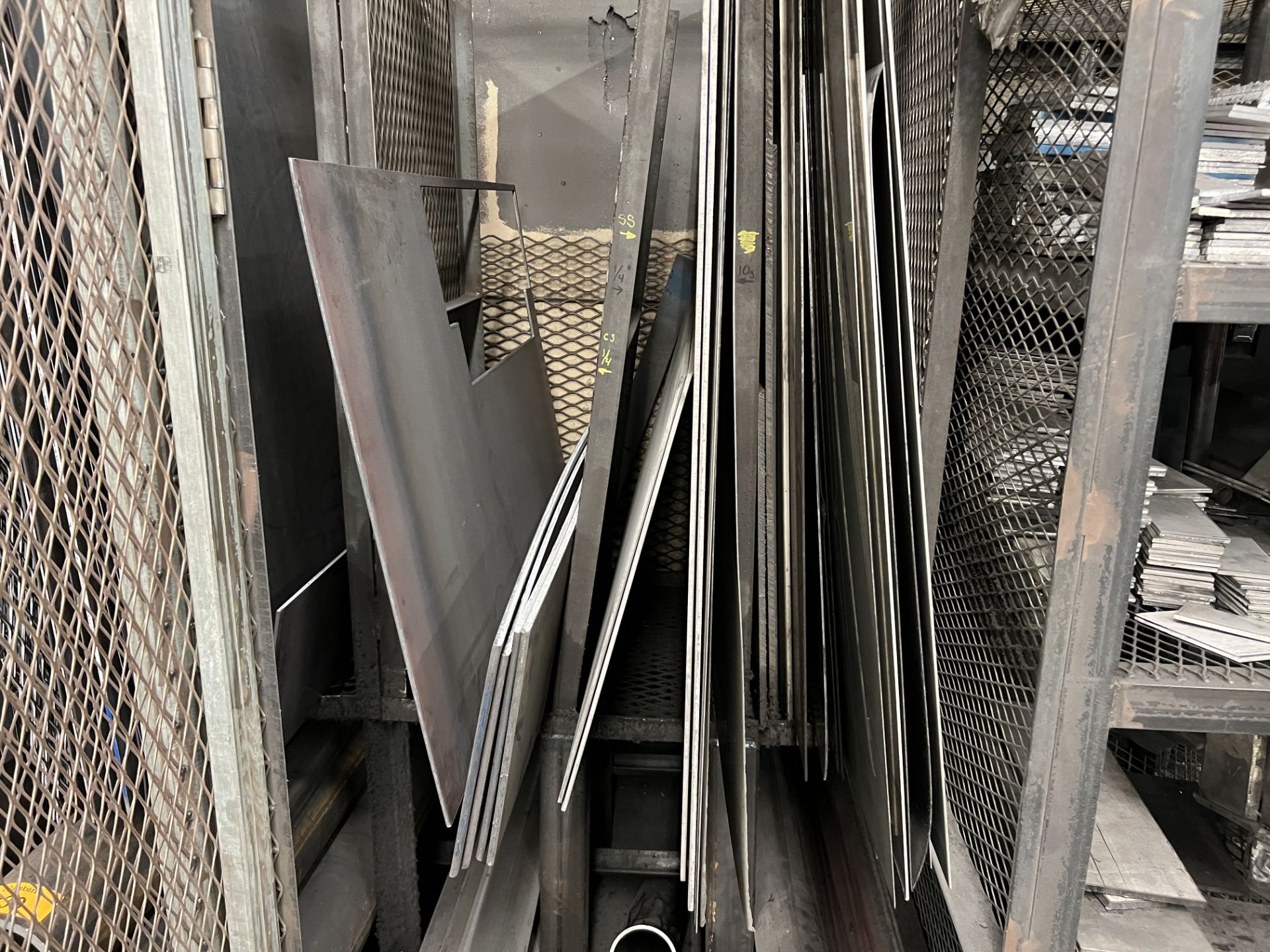 Stainless Steel Sheets and Steel Rods/Pipes