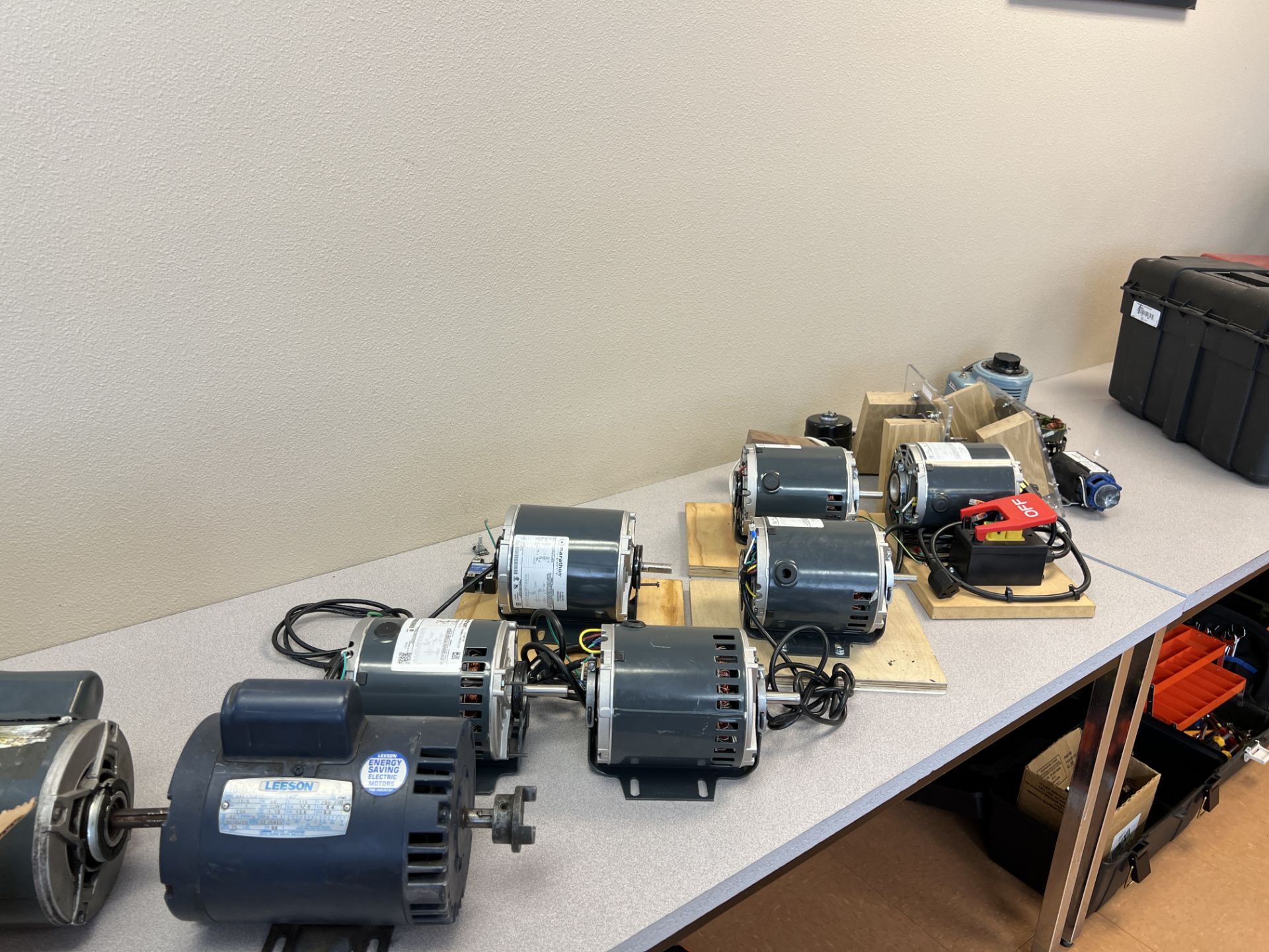 Electric Motors - Image 2 of 6