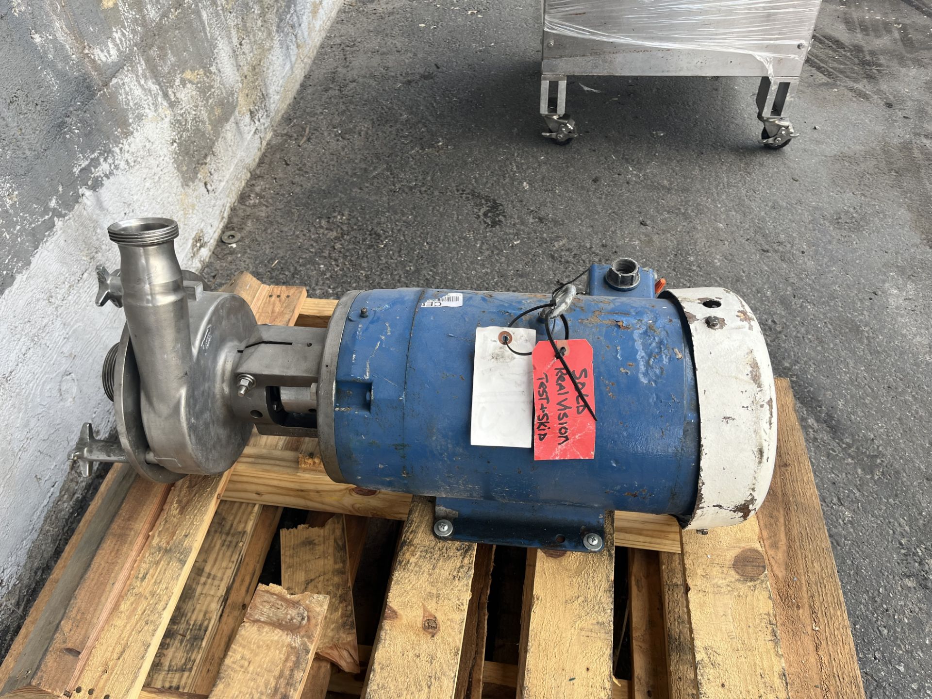 Centrifugal pump - Image 2 of 2