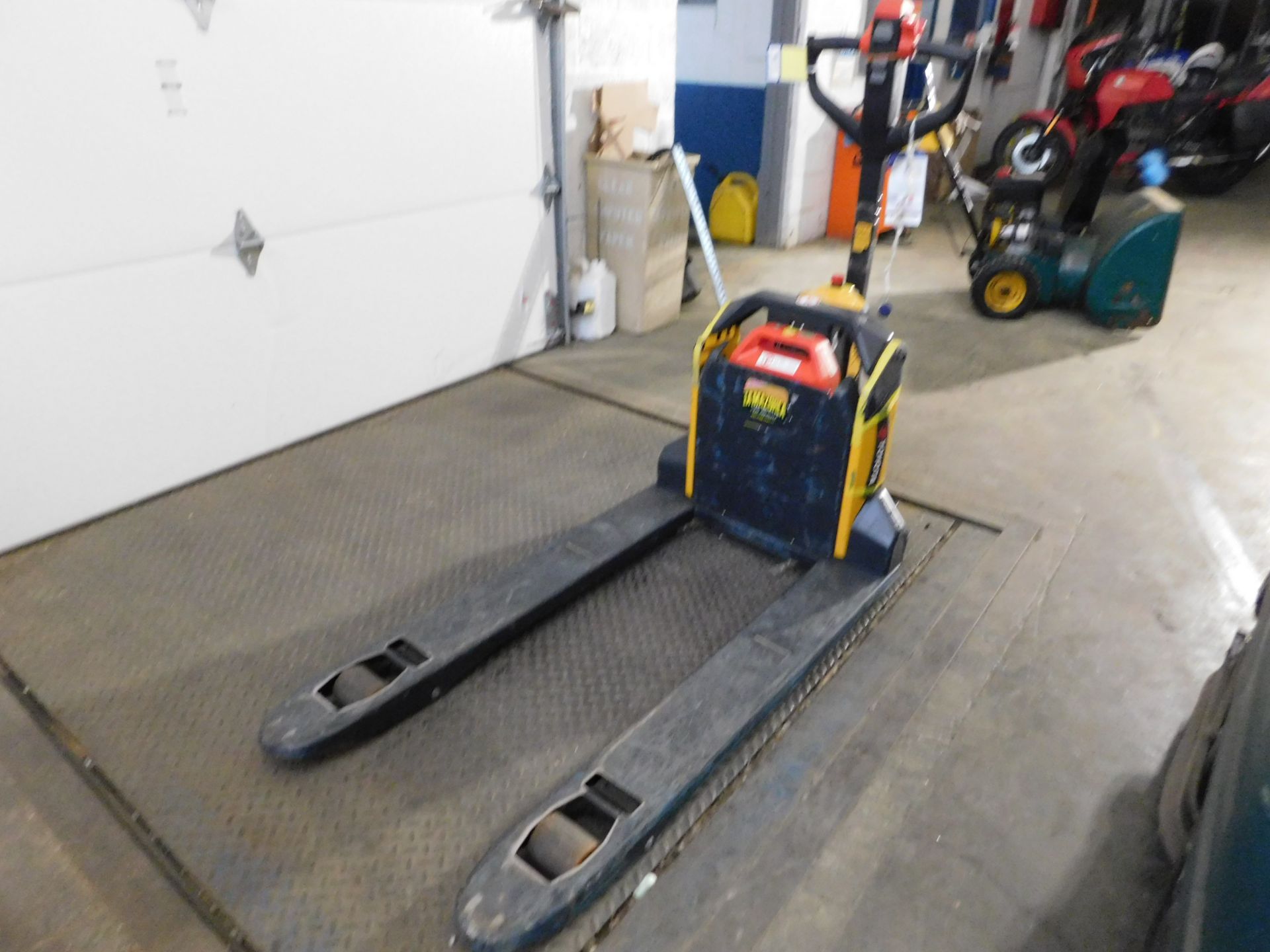 Electric Pallet Jack - Image 3 of 3