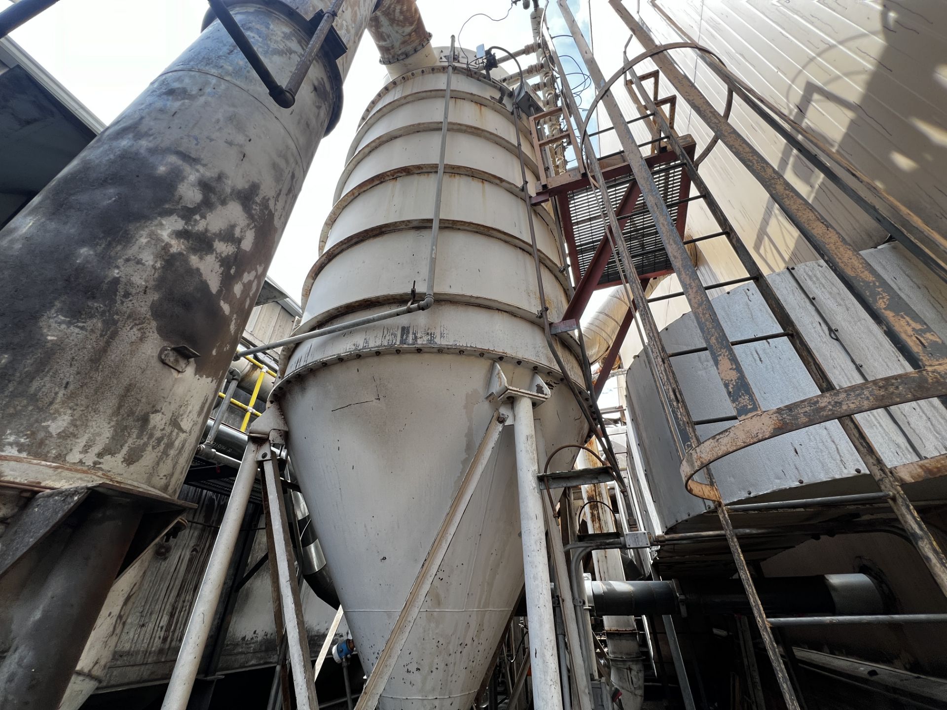 Winnower Dust Collection System - Image 9 of 20