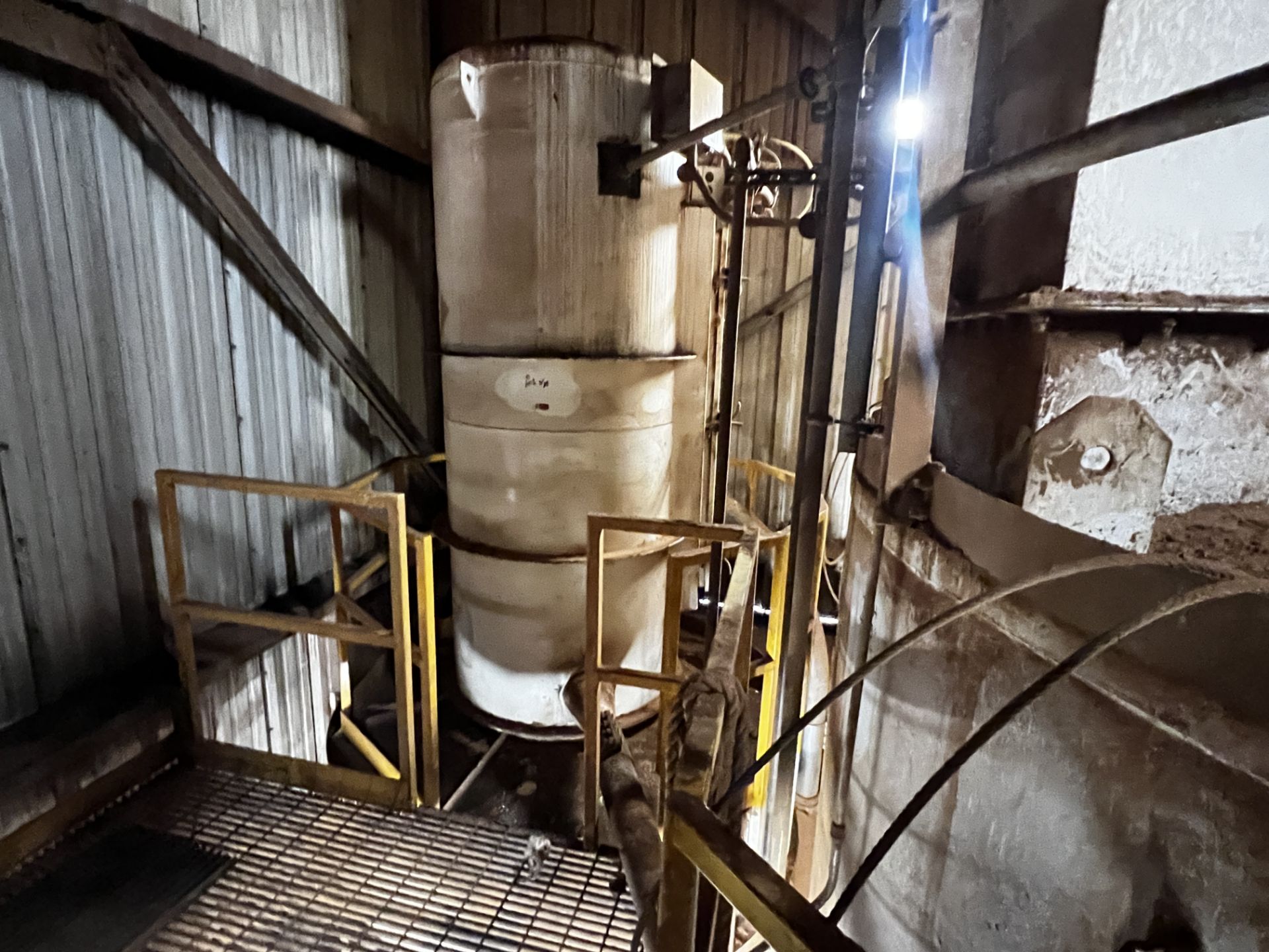 Black Cocoa Silo System - Image 27 of 28