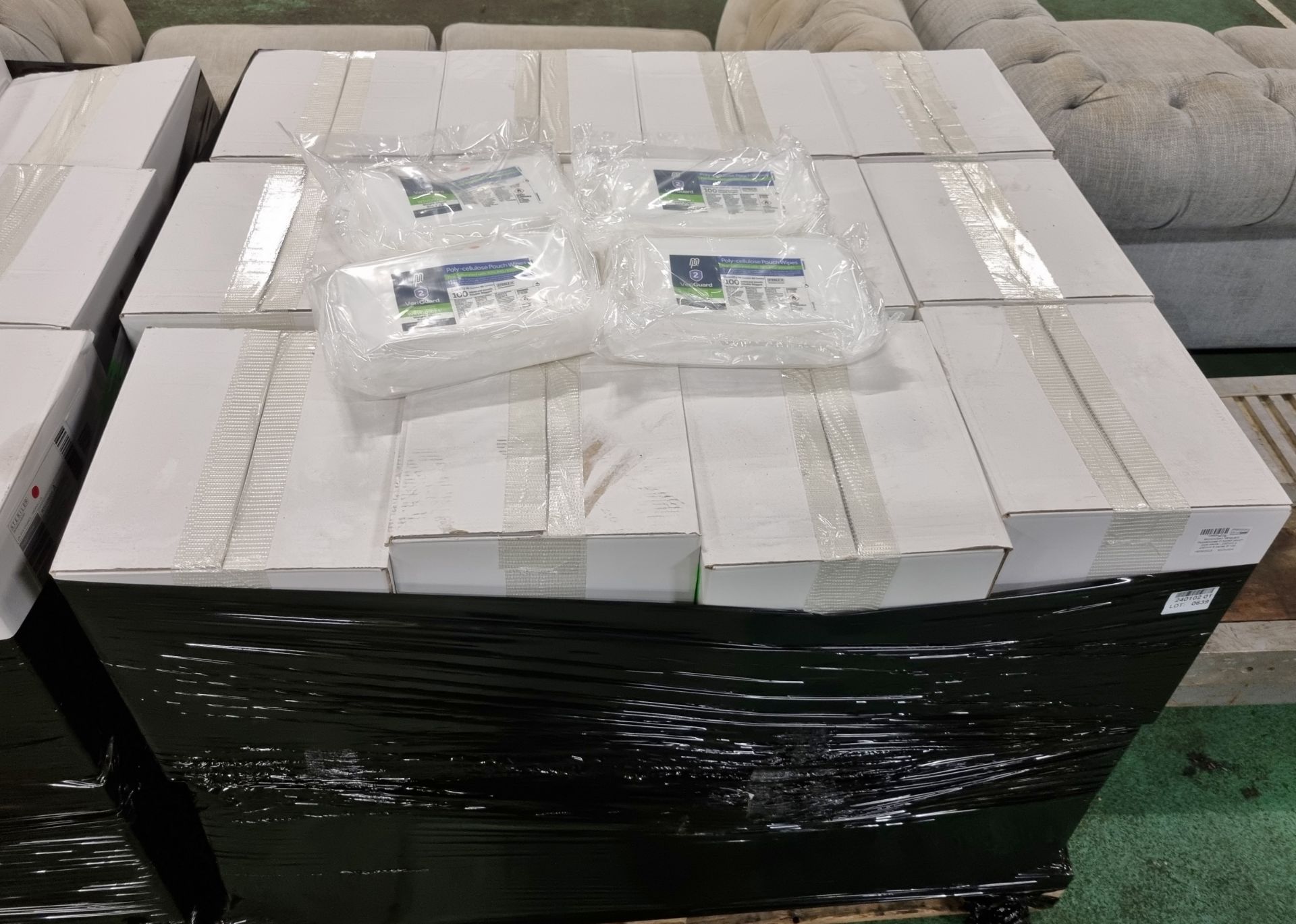 24x boxes of Micronclean Veriguard Polycellulose C-folded pouch sterile wipes - 230mm x 230mm - Bild 4 aus 4