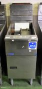 Pitco SG14 stainless steel single tank gas fryer - W 400 x D 950 x H 1170mm
