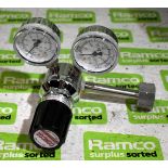 2x Concoa 3023302-01-000 pressure regulators