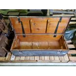 Wooden tool box - W 1090 x D 390 x H 330mm