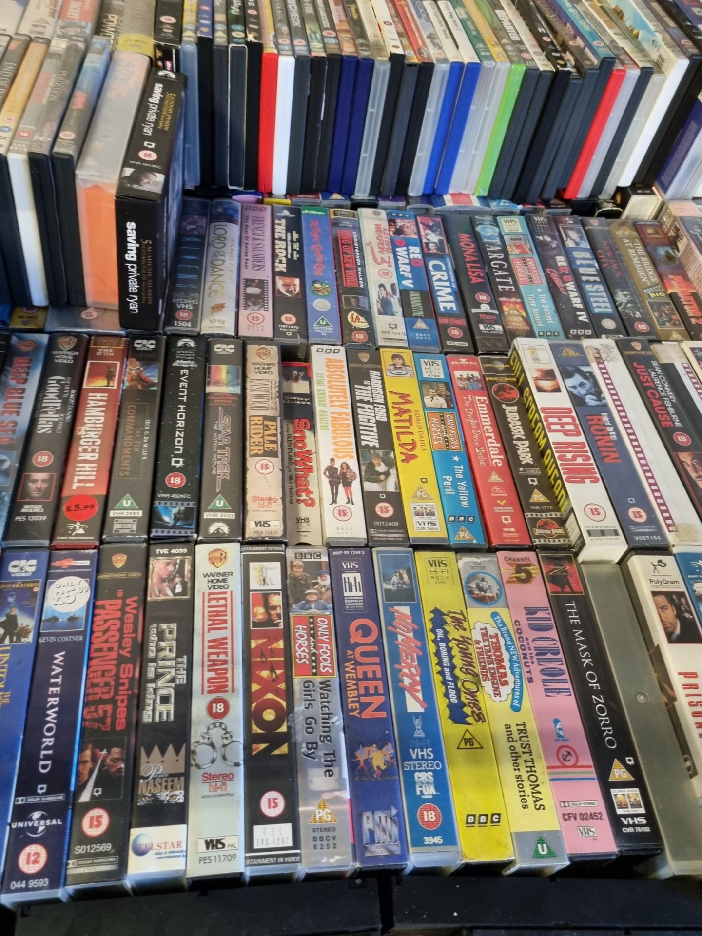 Various DVDs and VHS tapes - film and TV series - mixed genres - Image 3 of 7