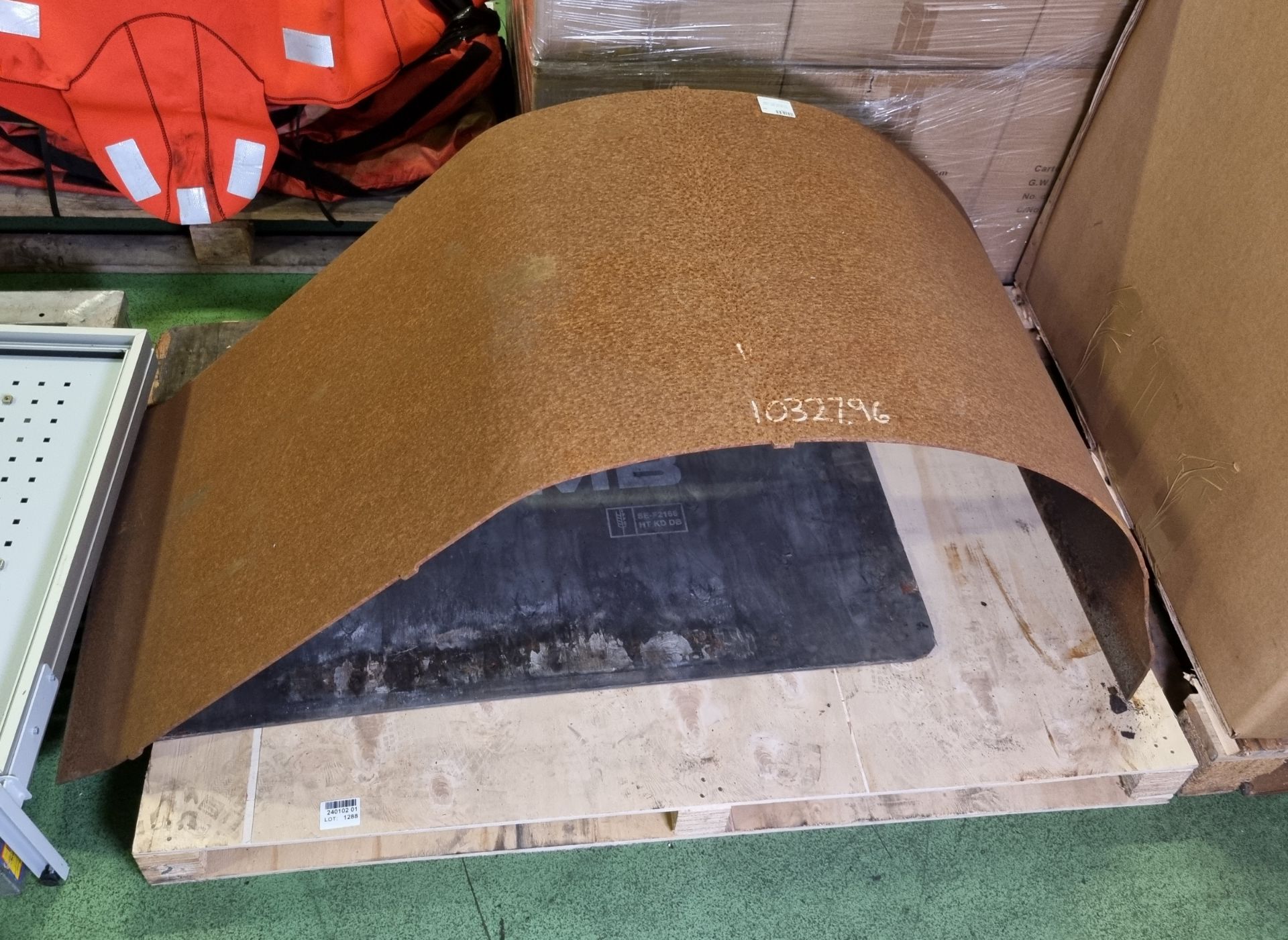 HGV vehicle parts - metal arched floor part - rusted - Image 2 of 3