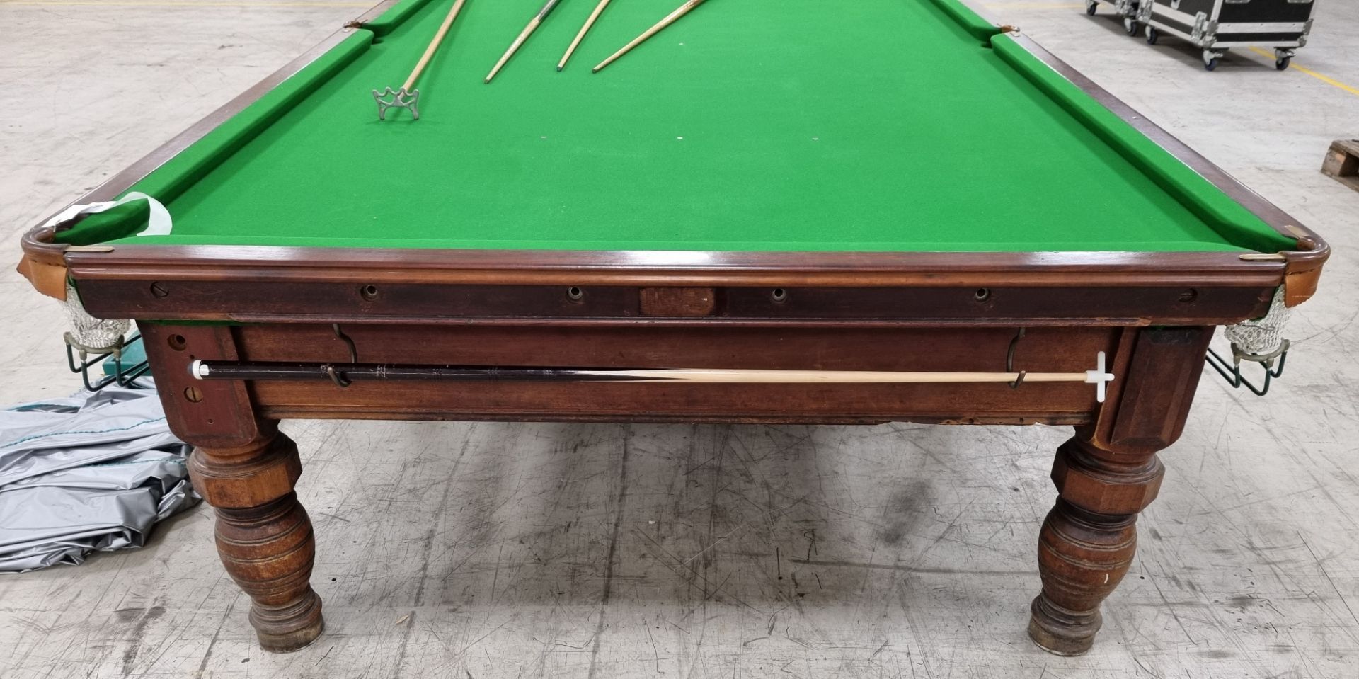 Orme & Sons Manchester 12ft snooker table with cues, cue rests, cover, and lighting - Image 4 of 25