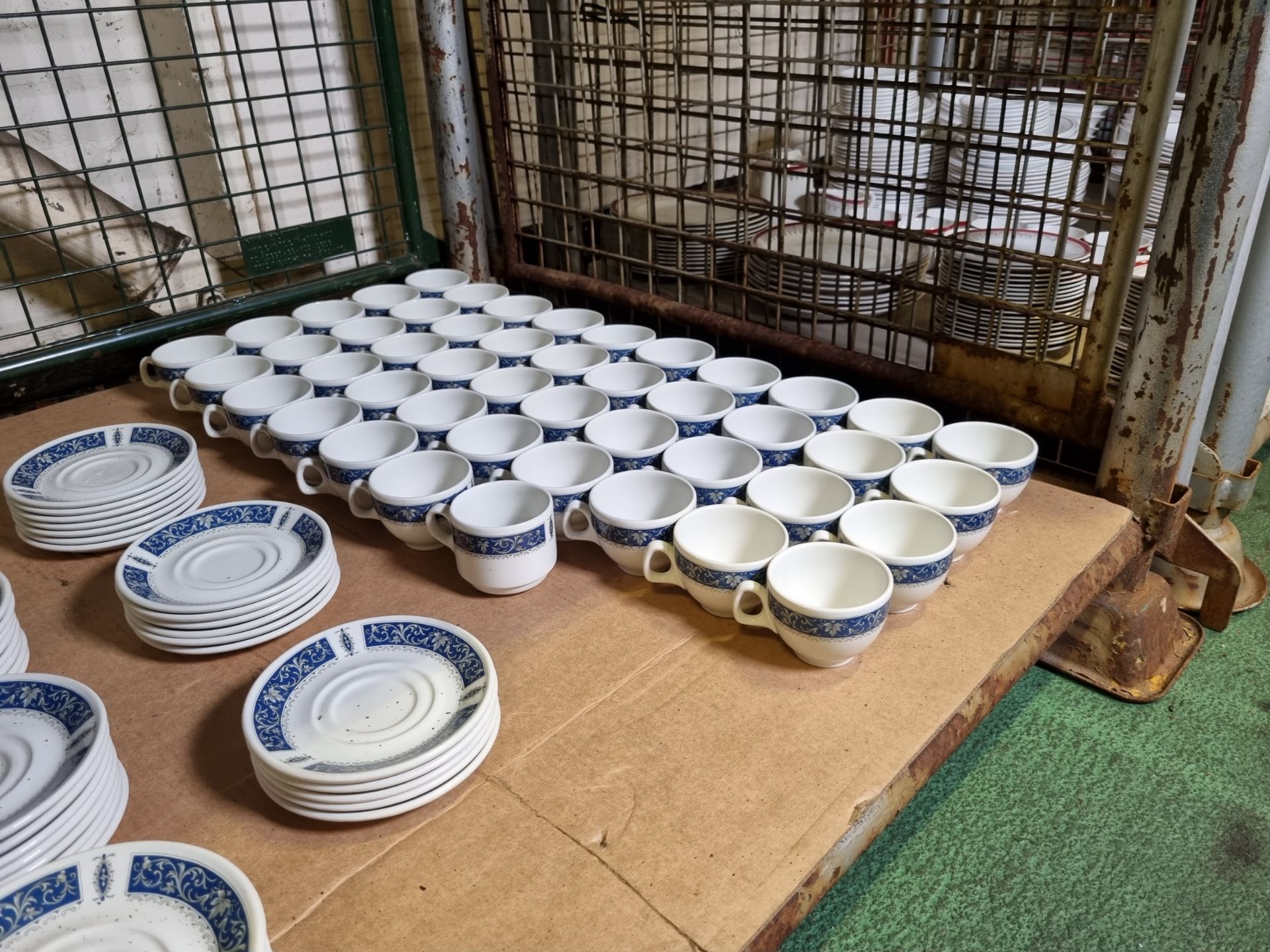 Catering equipment - Steelite Royal Doulton blue cups and saucers - Image 4 of 5