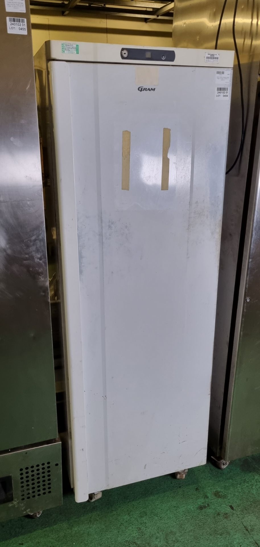 Gram K400LU single upright fridge - W 600 x D 650 x H 1800mm - Image 2 of 4