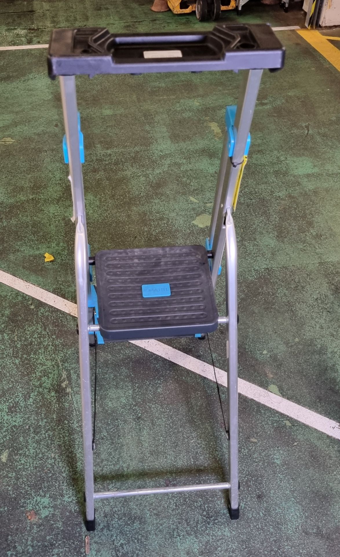 TB Davies 3 tread premier XL platform step ladder - Bild 3 aus 3