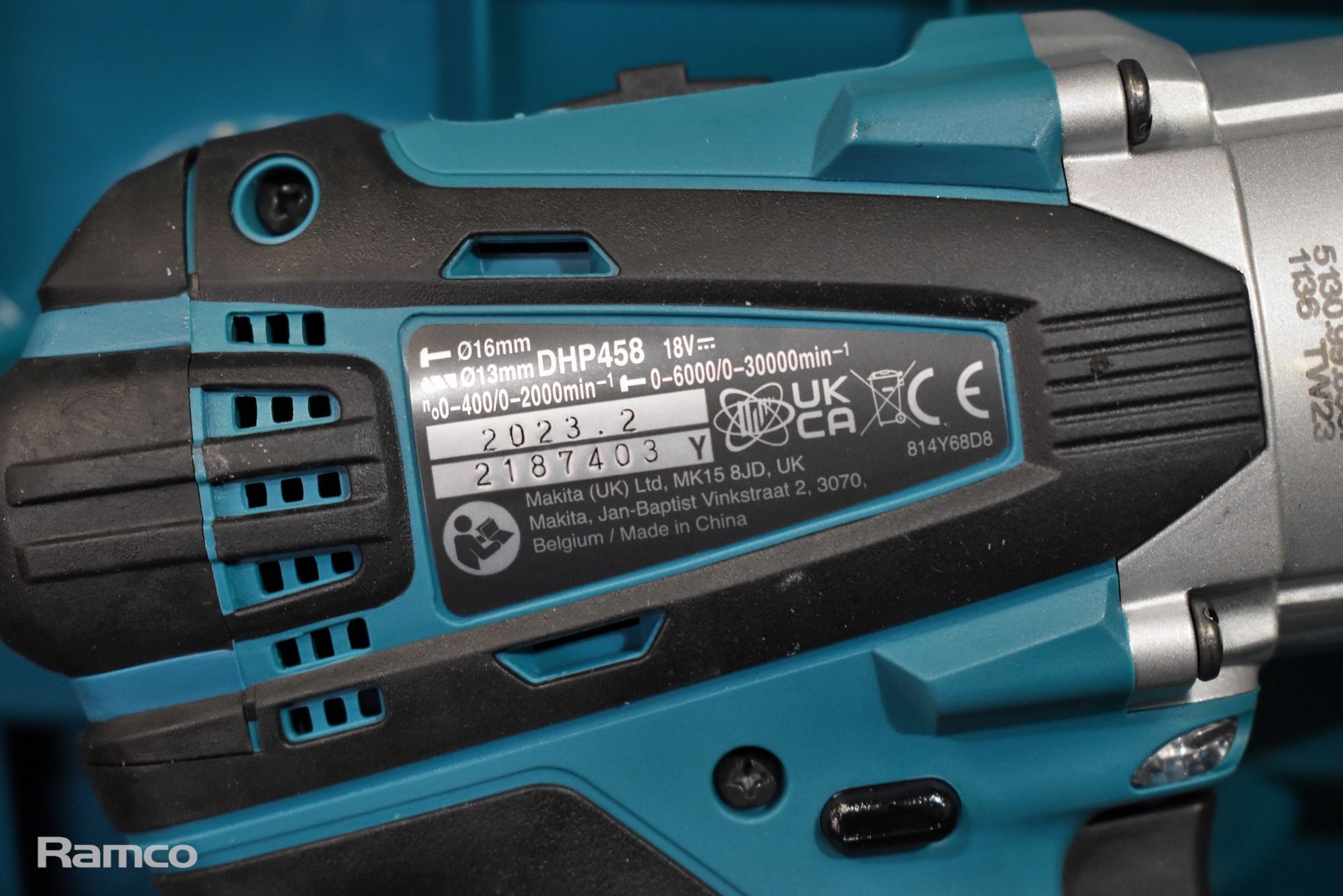 Makita DHP458RTJ 18v combi drill with 2x 5.0Ah batteries and charger - in case - Image 4 of 9