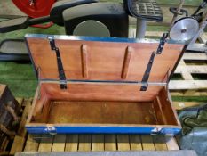 Wooden tool box - W 1090 x D 390 x H 330mm