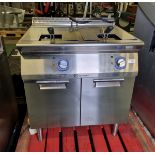 Electrolux E7FREH2GF0 twin tank electric fryer - 15ltr per tank - W 800 x D 730 x H 850mm