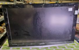 Samsung LE40R7BD 40 inch LCD TV - NO STAND - SCRATCHED SCREEN