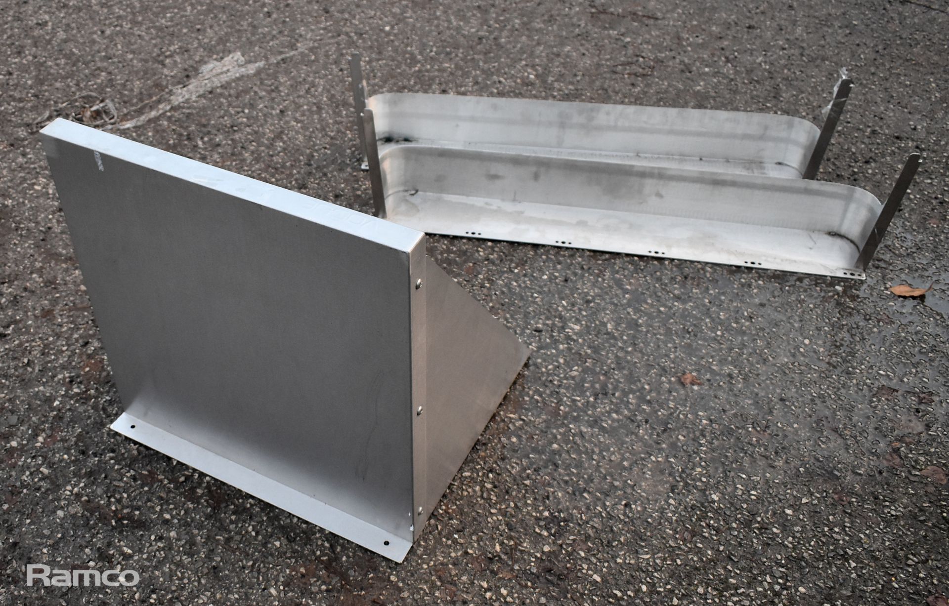 Stainless steel draining table, countertop, shelf and 2 fascias - Bild 5 aus 7