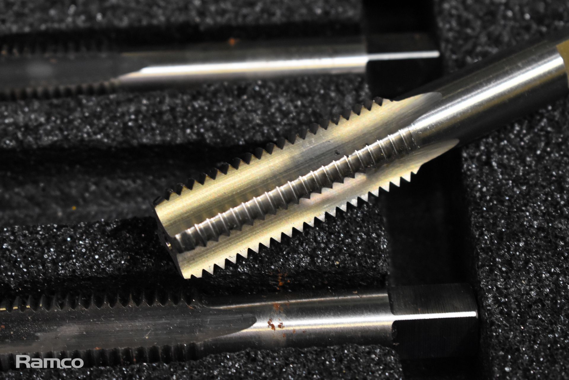 84 piece US screw threading set - 6 PIECES MISSING - Image 4 of 9