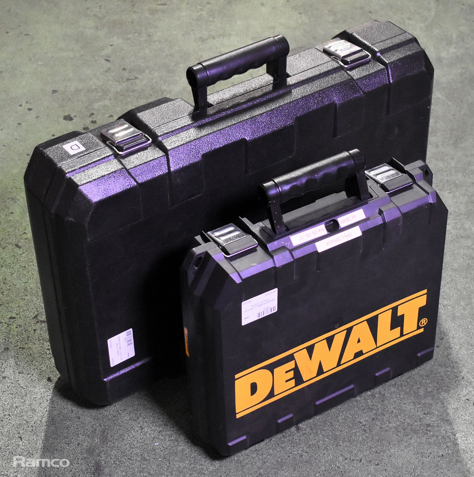 Dewalt drill case - L 380 x W 340 x H 110mm, Dewalt drill case - L 610 x W 400 x H 145mm - Image 5 of 5