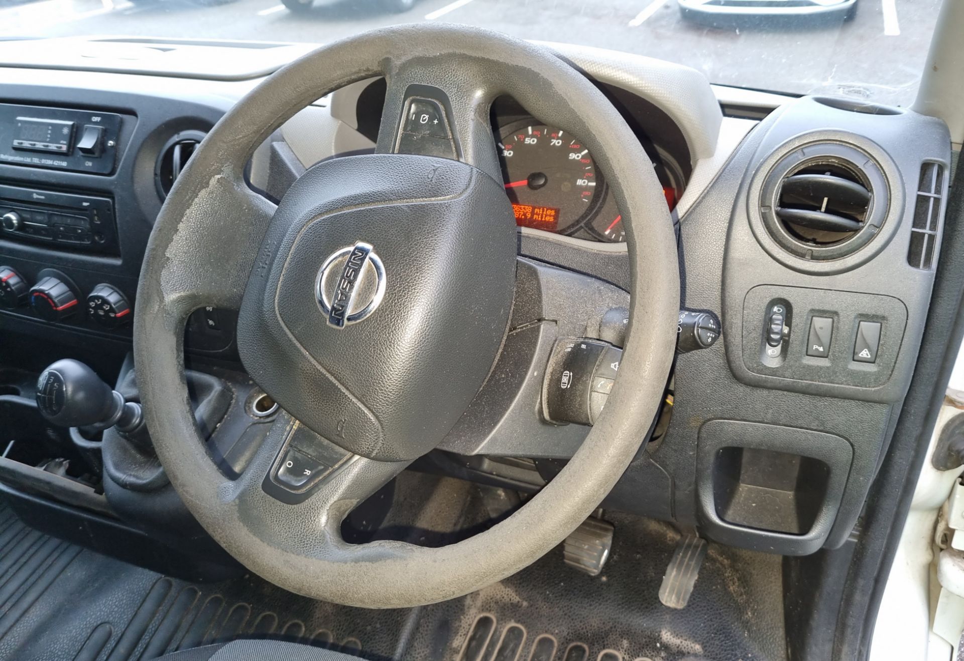 2015 Nissan NV400 refrigerated van - 2298 cc diesel - 236,338 miles - MOT till August 2024 - Image 8 of 28