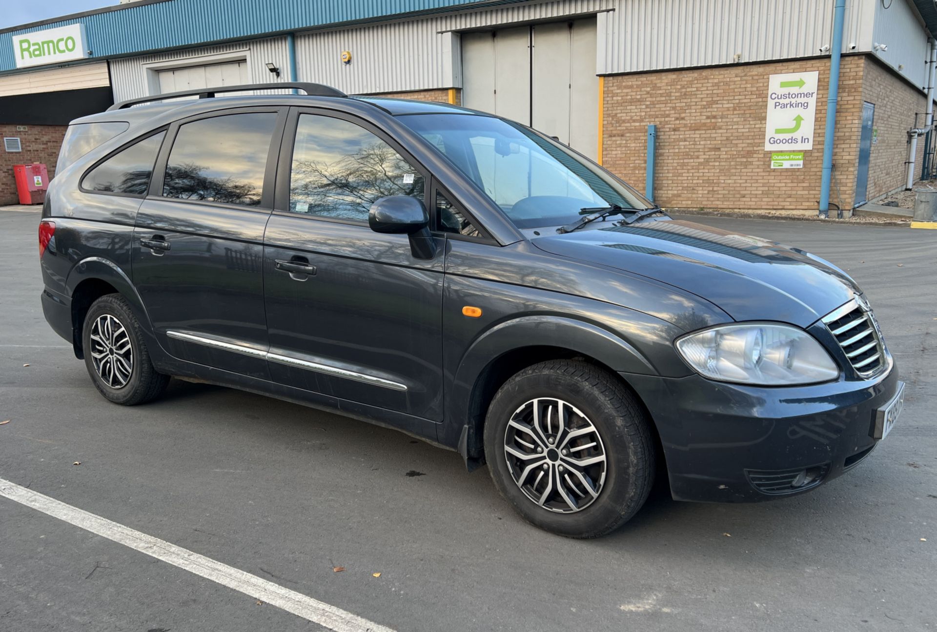 Ssangyong Rodius 7 seater - 2x key fobs - 2.7l Mercedes engine - see description - Image 3 of 30