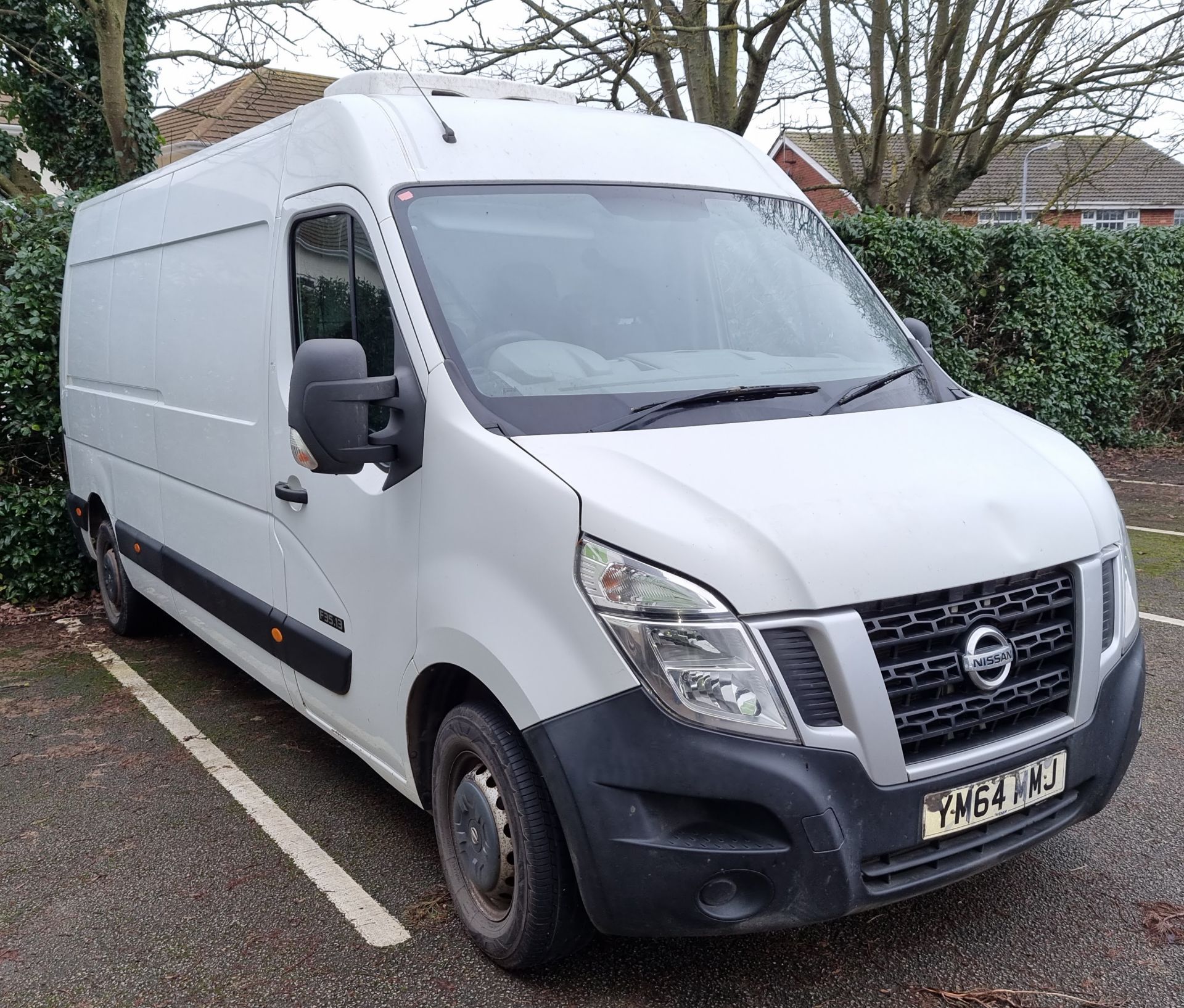 2015 Nissan NV400 refrigerated van - 2298 cc diesel - 236,338 miles - MOT till August 2024